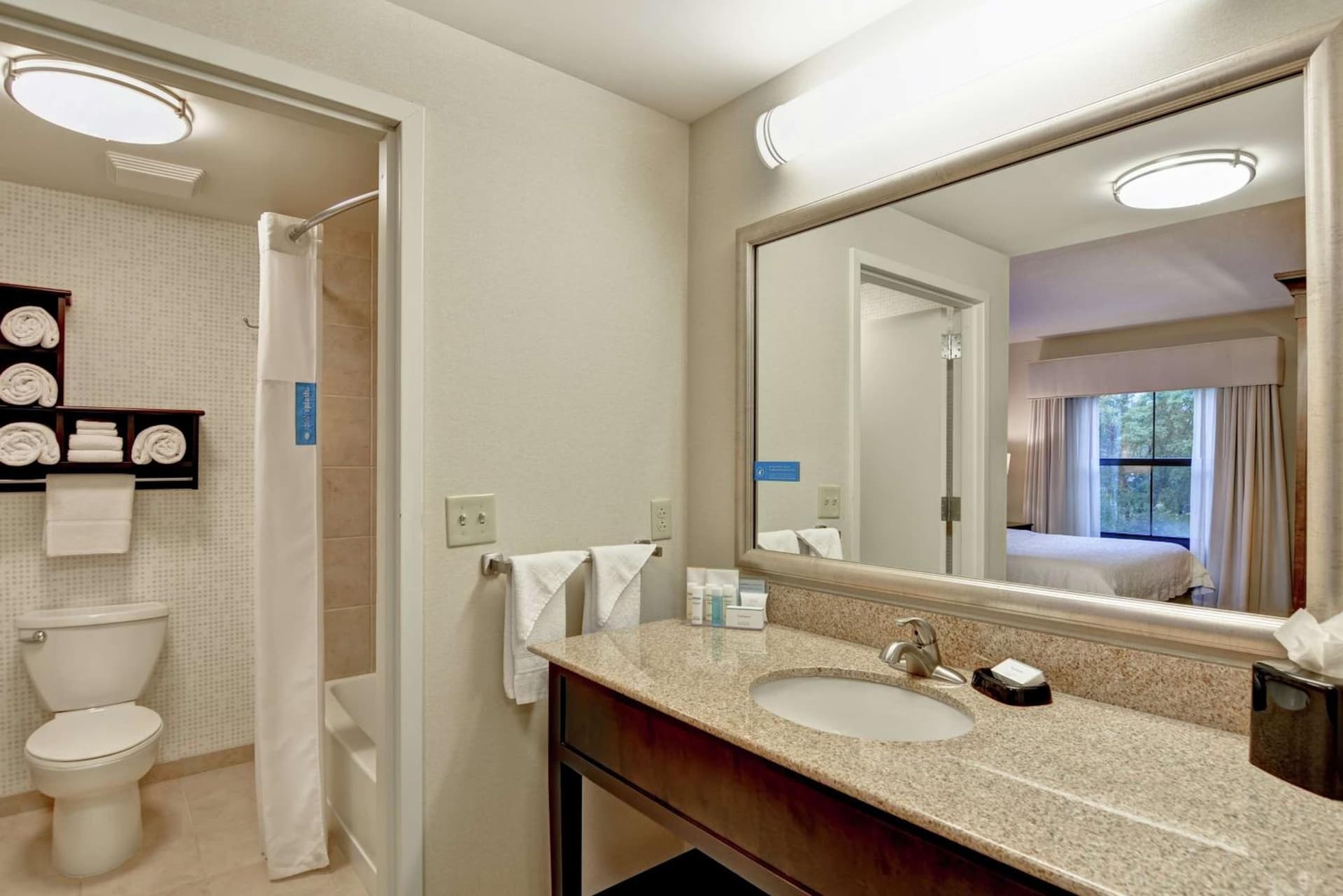 Hampton Inn Tunkhannock gallery photo in Tunkhannock, PA — image 25