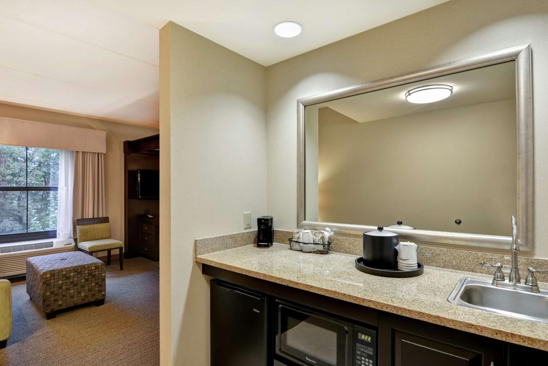 Hampton Inn Tunkhannock gallery photo in Tunkhannock, PA — image 8