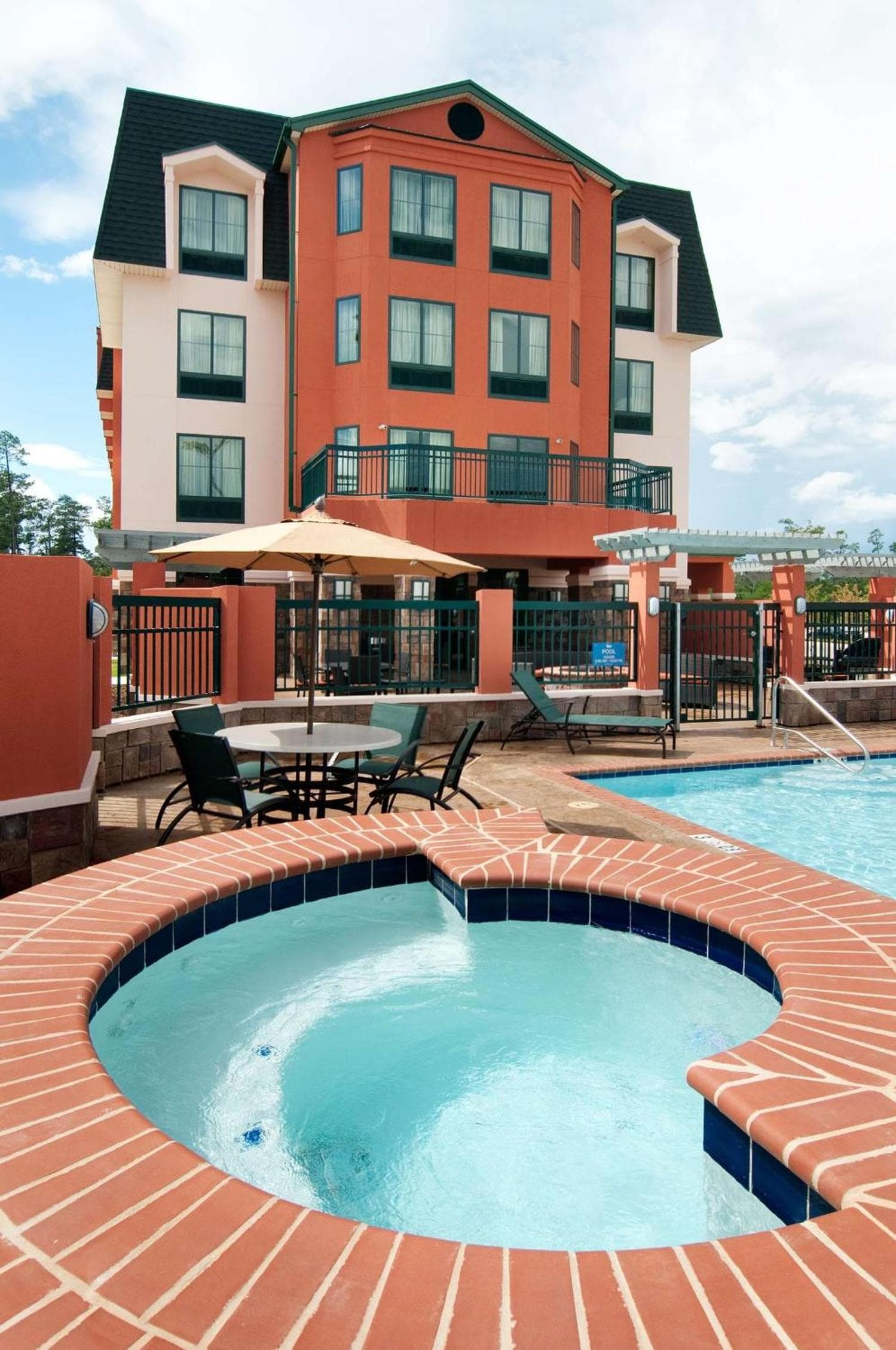 Homewood Suites by Hilton Slidell interior in Slidell, LA — gallery photo 2