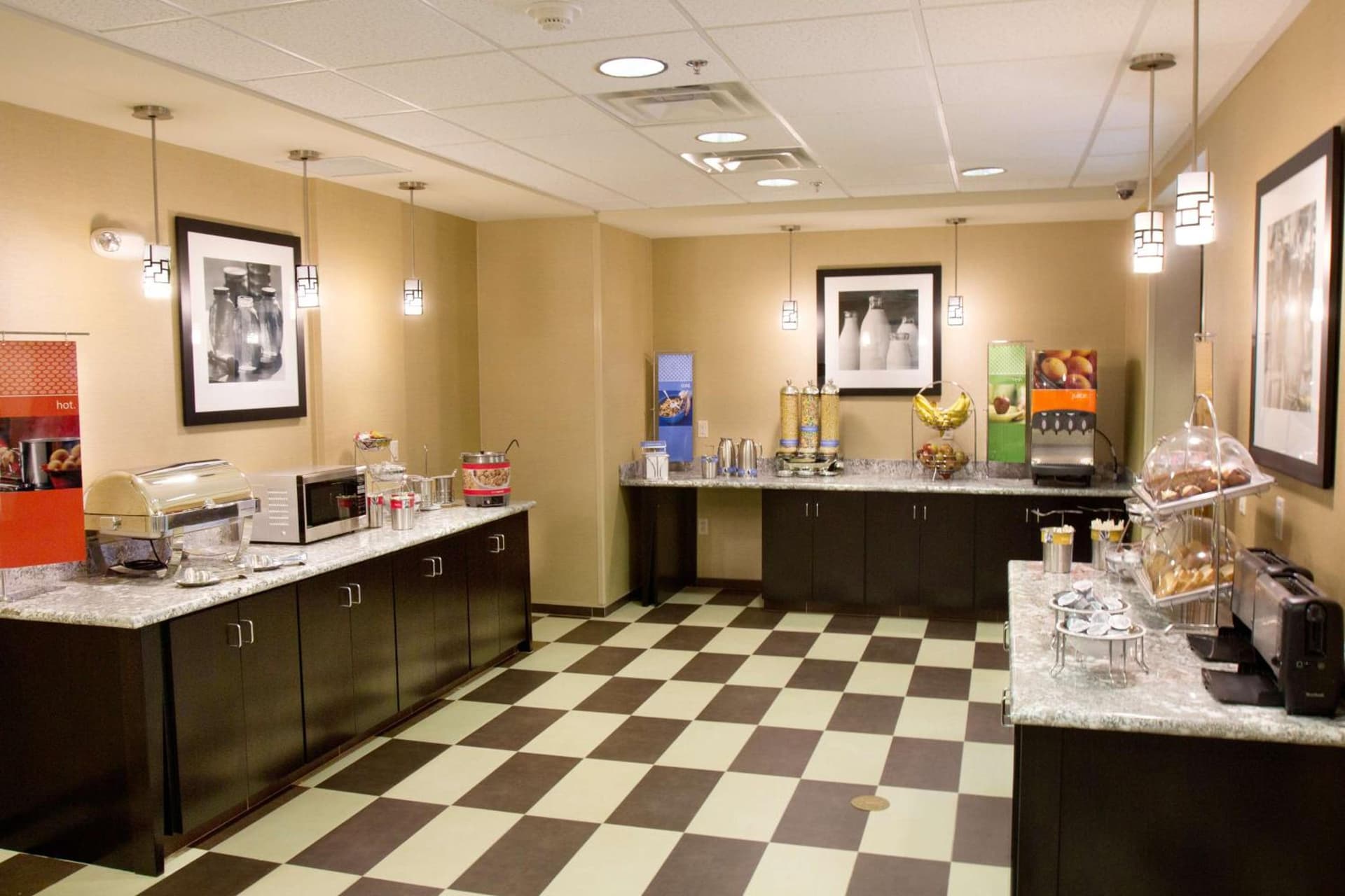 Hampton Inn & Suites Salt Lake City/Farmington gallery photo in Farmington, UT — image 49