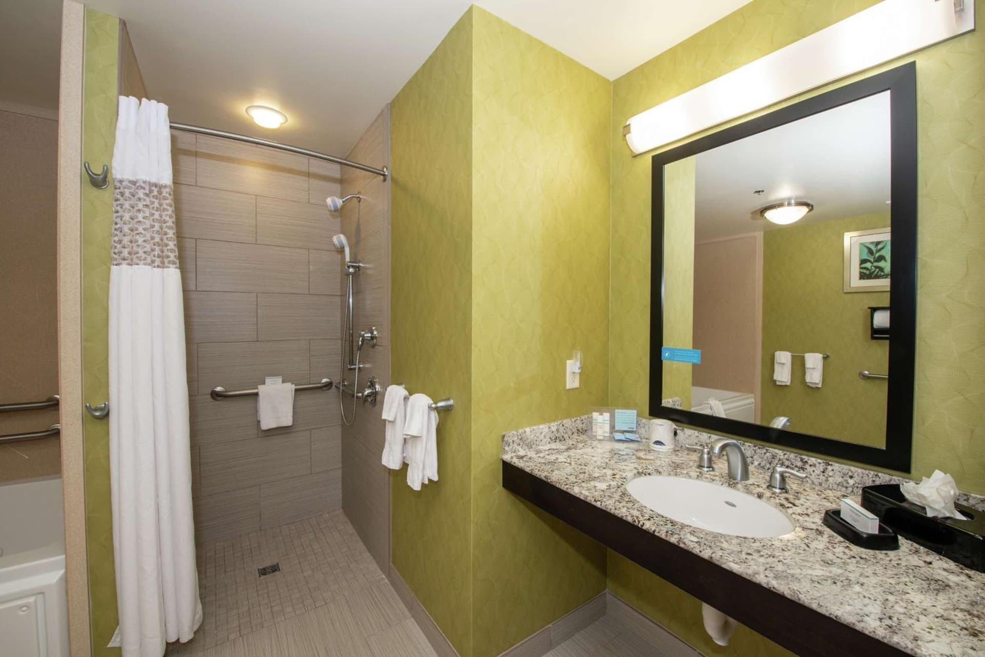Hampton Inn & Suites Salt Lake City/Farmington gallery photo in Farmington, UT — image 25