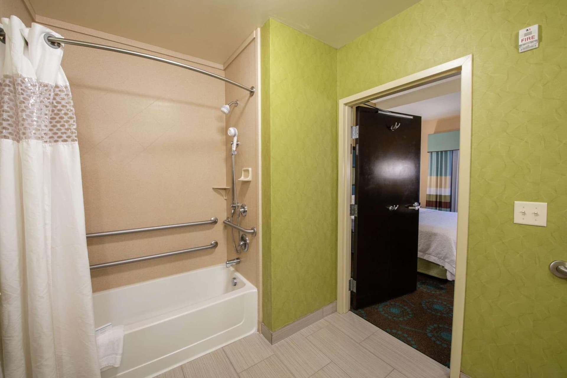 Hampton Inn & Suites Salt Lake City/Farmington gallery photo in Farmington, UT — image 60