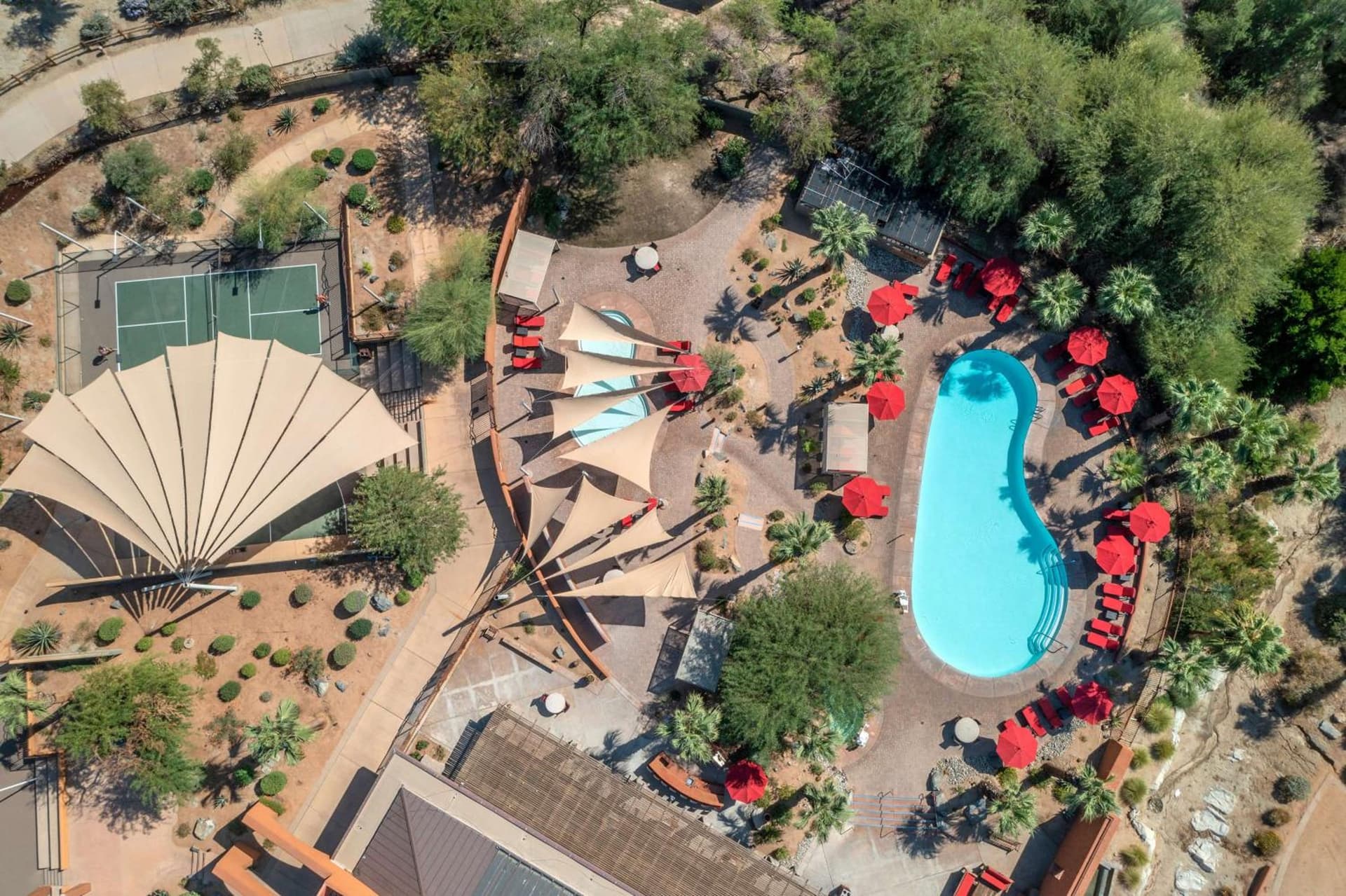Hilton Grand Vacations Club Palm Desert interior in Palm Desert, CA — gallery photo 2