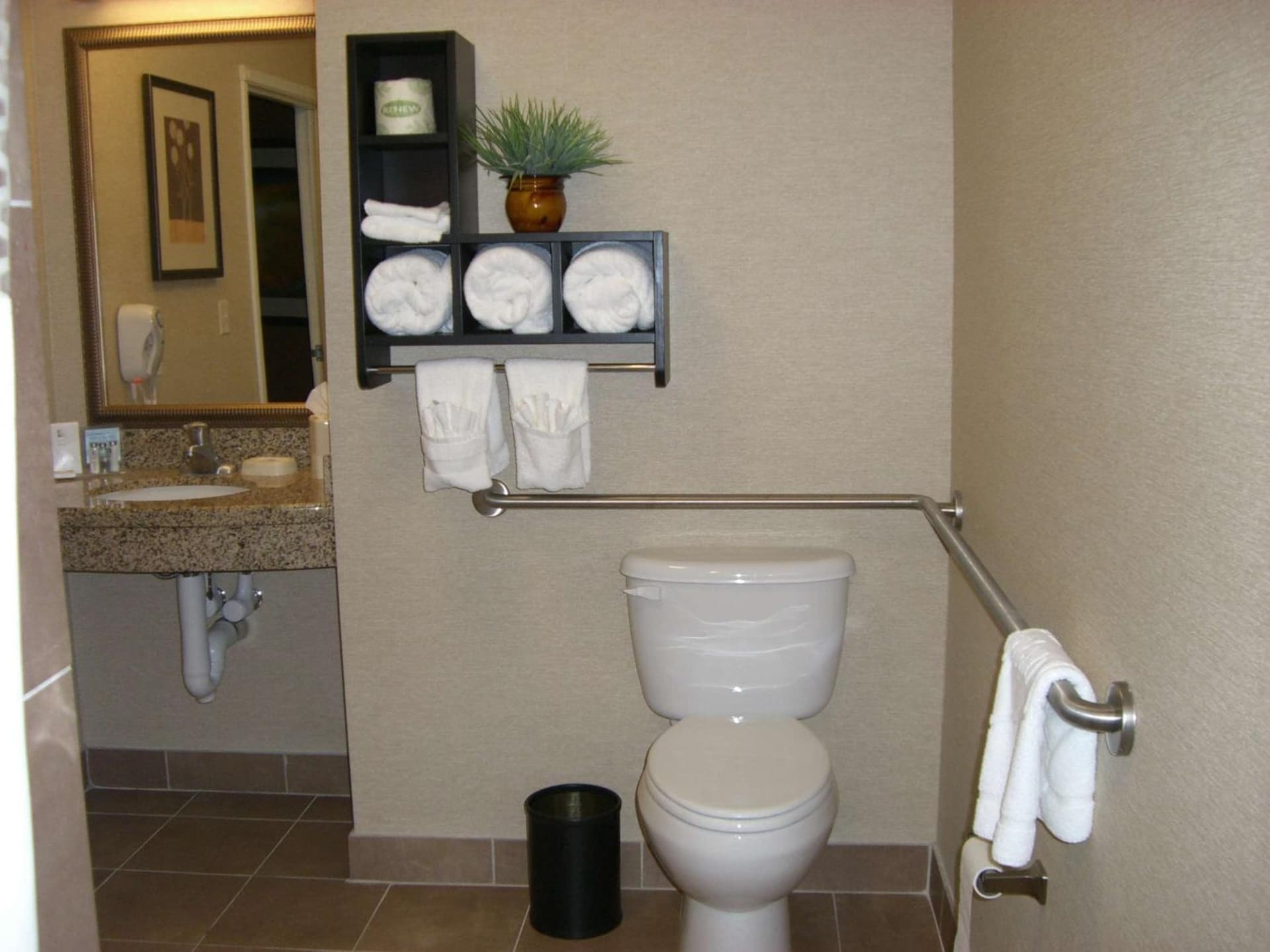 Hampton Inn and Suites Pueblo/North gallery photo in Pueblo, CO — image 19
