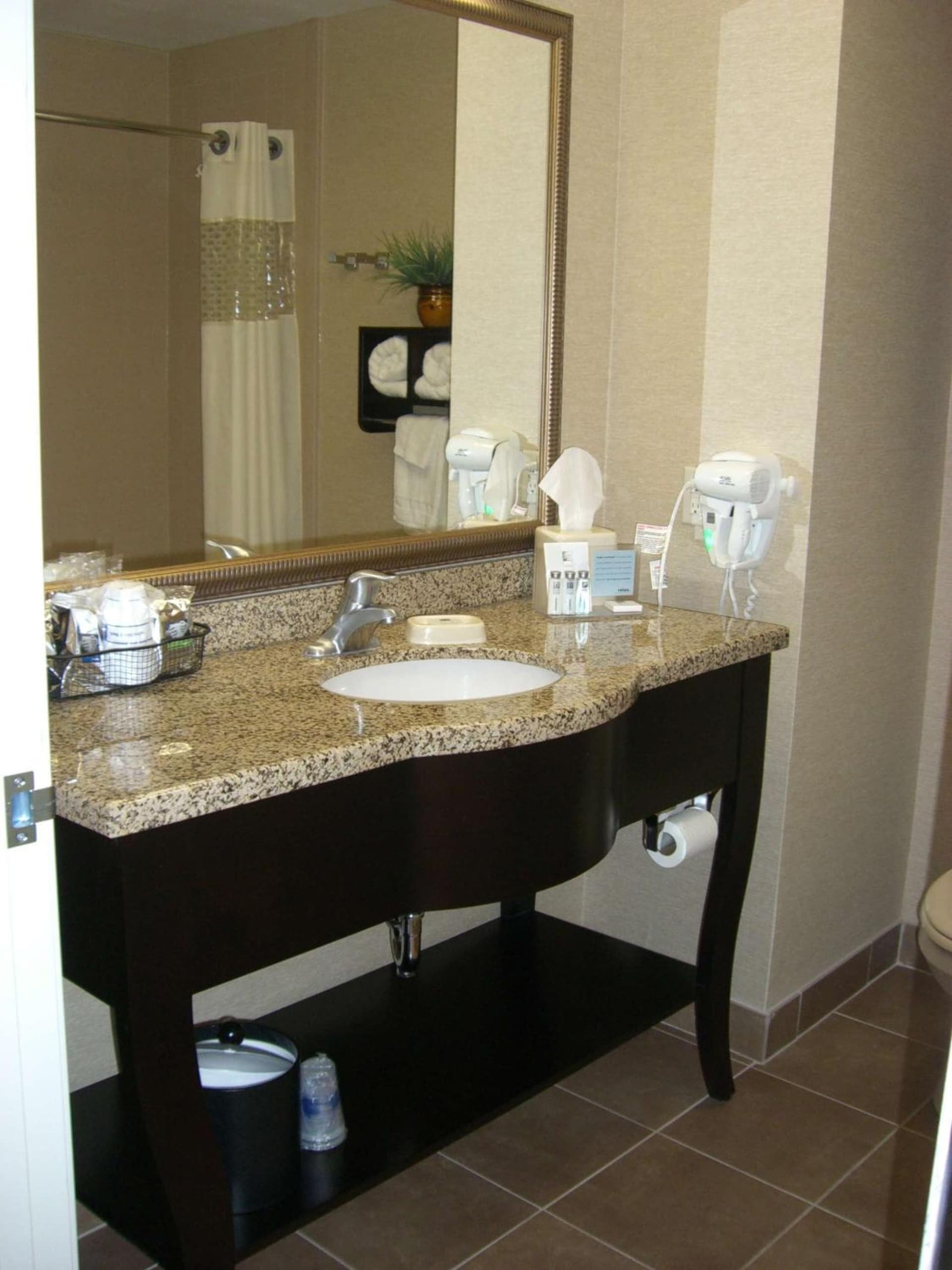 Hampton Inn and Suites Pueblo/North gallery photo in Pueblo, CO — image 14