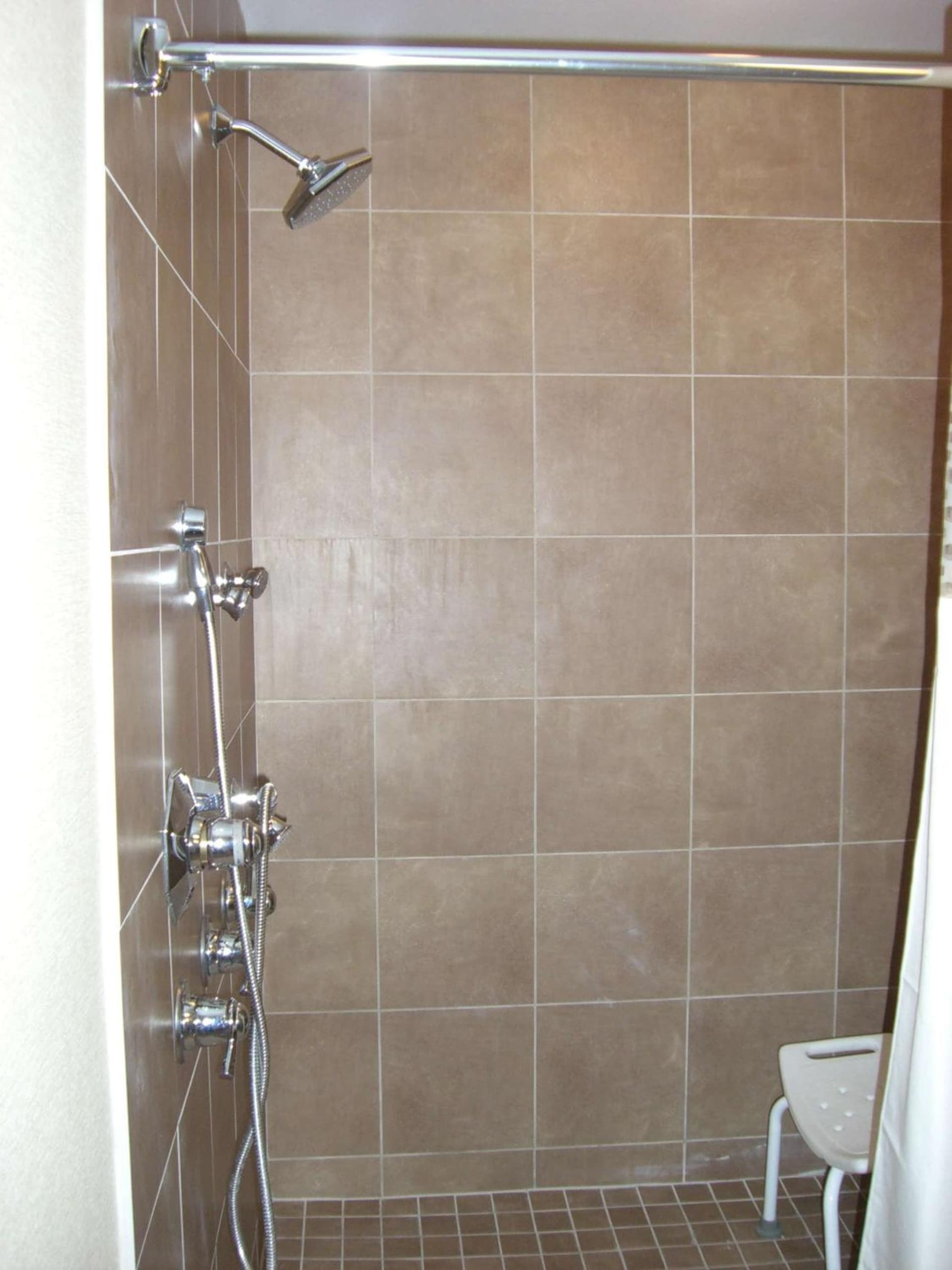 Hampton Inn and Suites Pueblo/North property views in Pueblo, CO — gallery photo 3