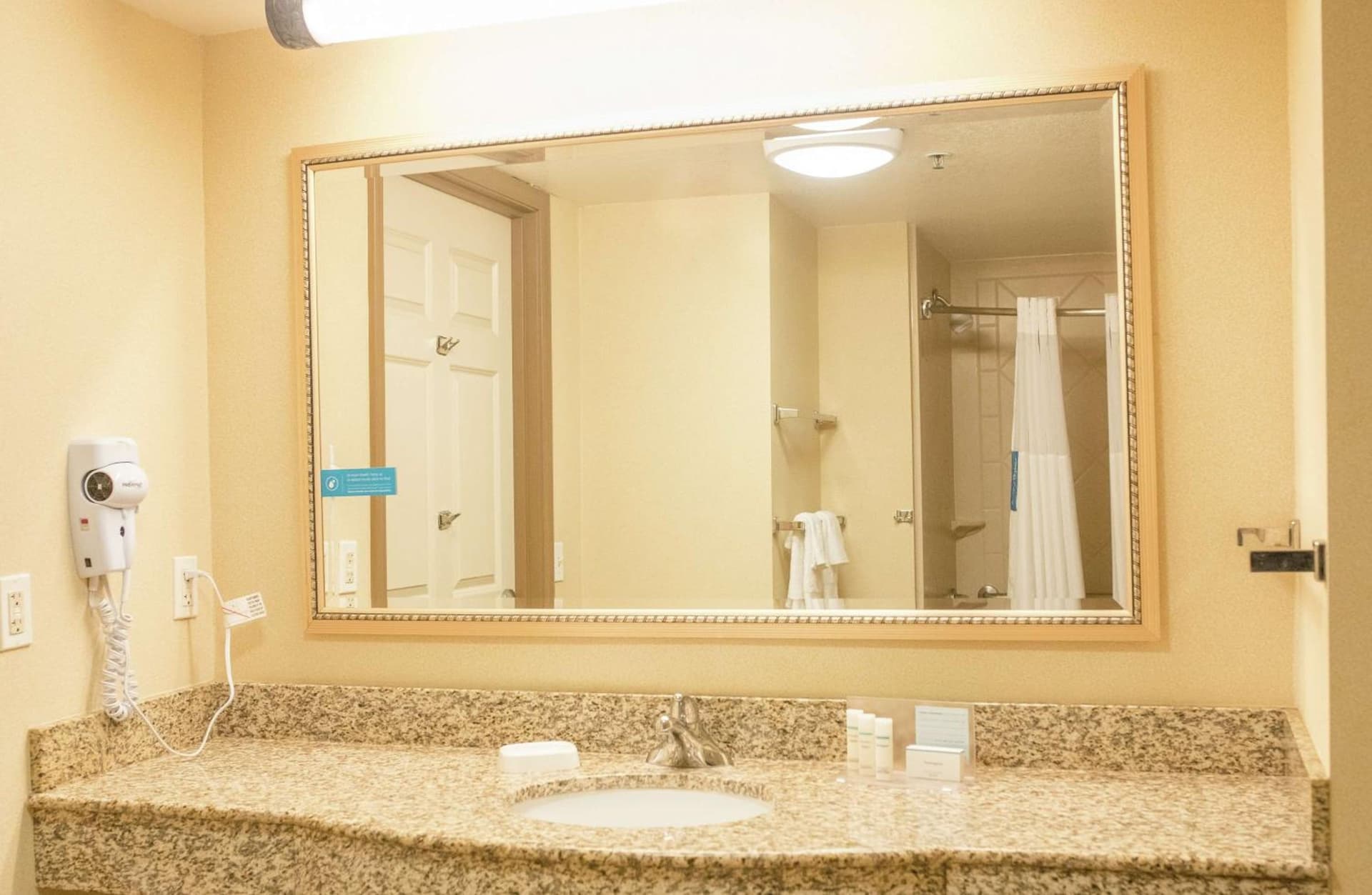 Hampton Inn & Suites Lathrop gallery photo in Lathrop, CA — image 35
