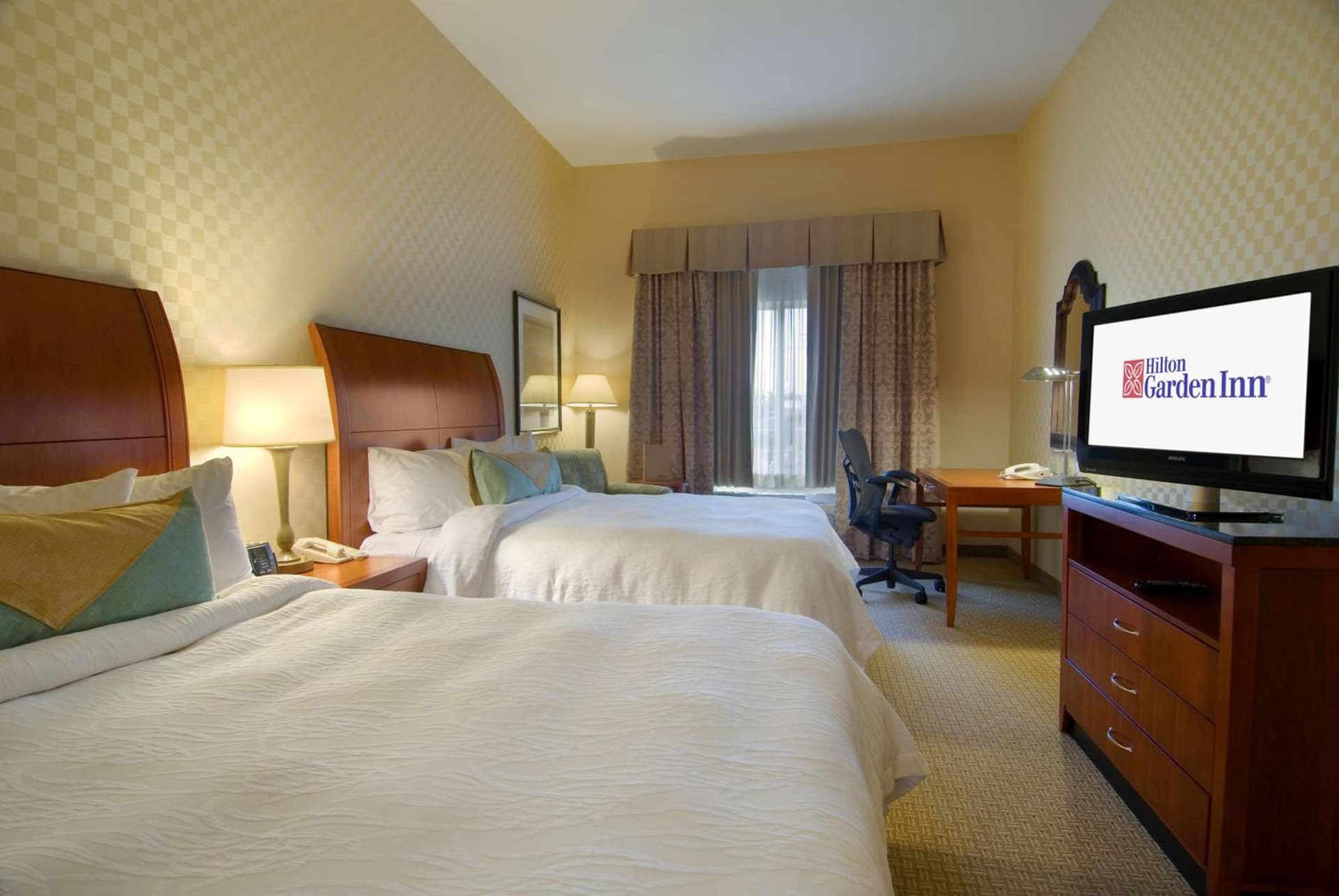 Hilton Garden Inn Sacramento Elk Grove property views in Elk Grove, CA — gallery photo 3