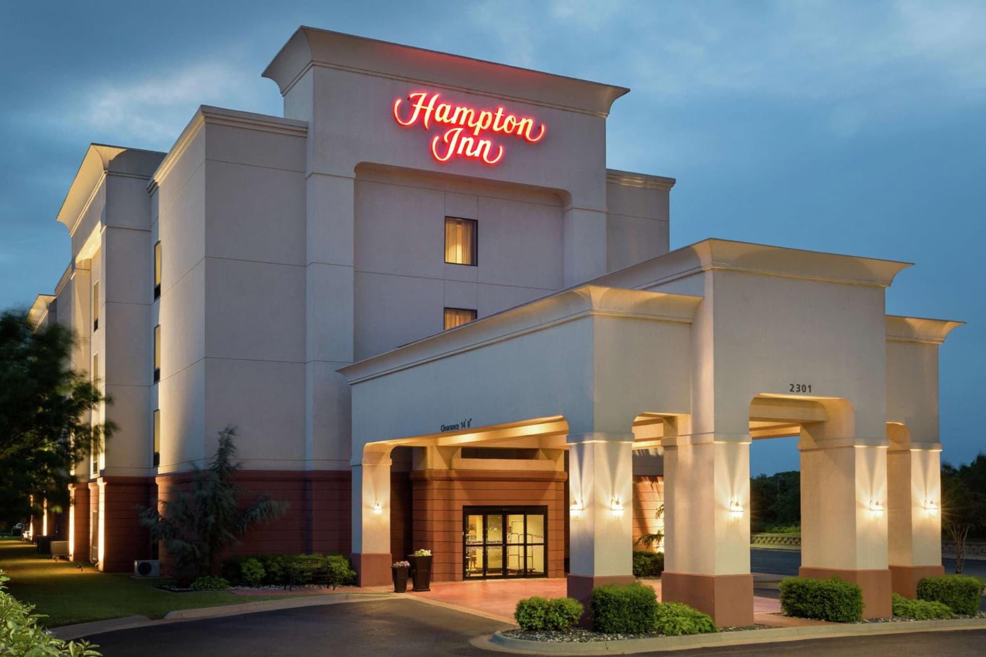 Hampton Inn Duncan property views in Duncan, OK — gallery photo 3