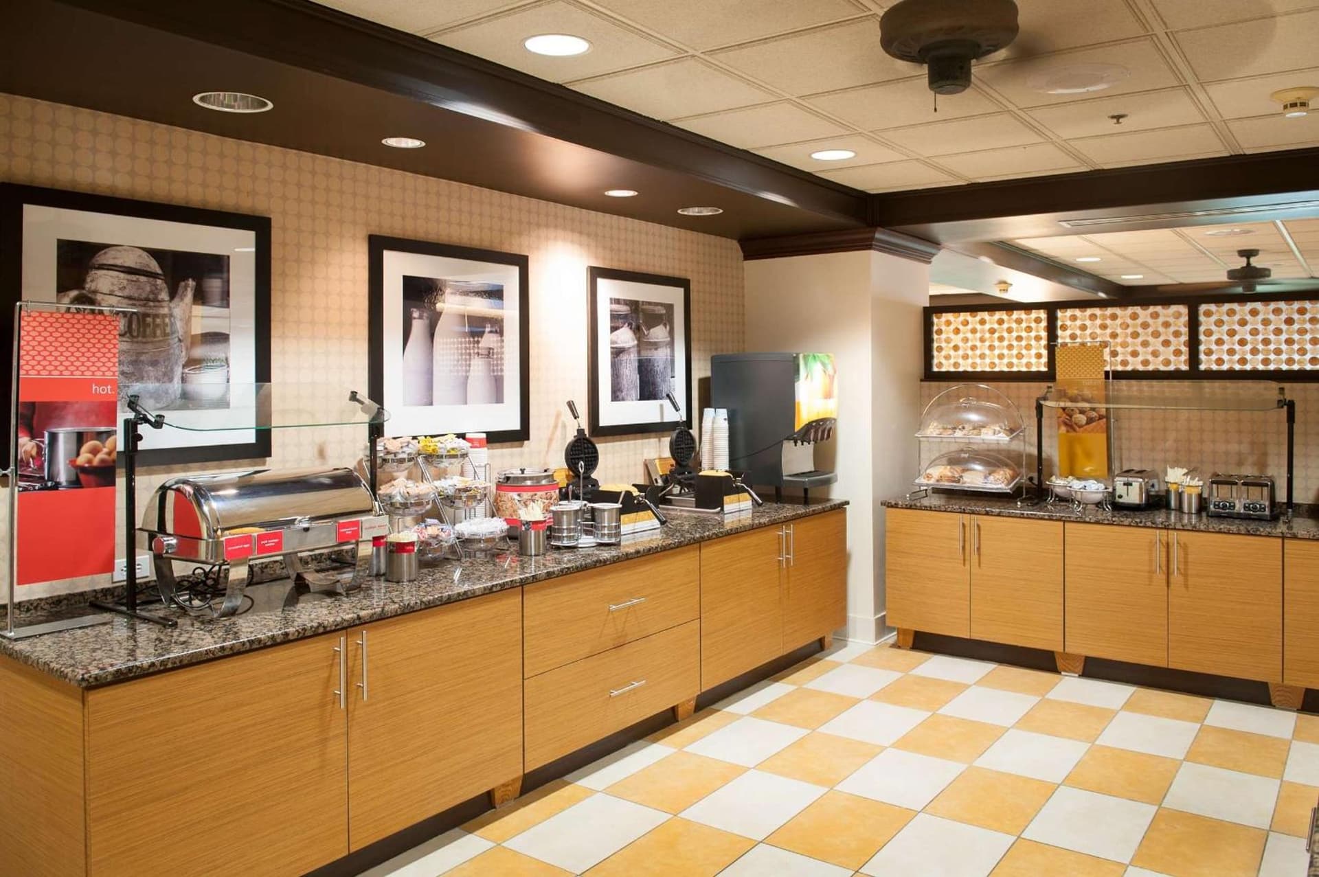 Hampton Inn Pensacola-Airport gallery photo in Pensacola, FL — image 50