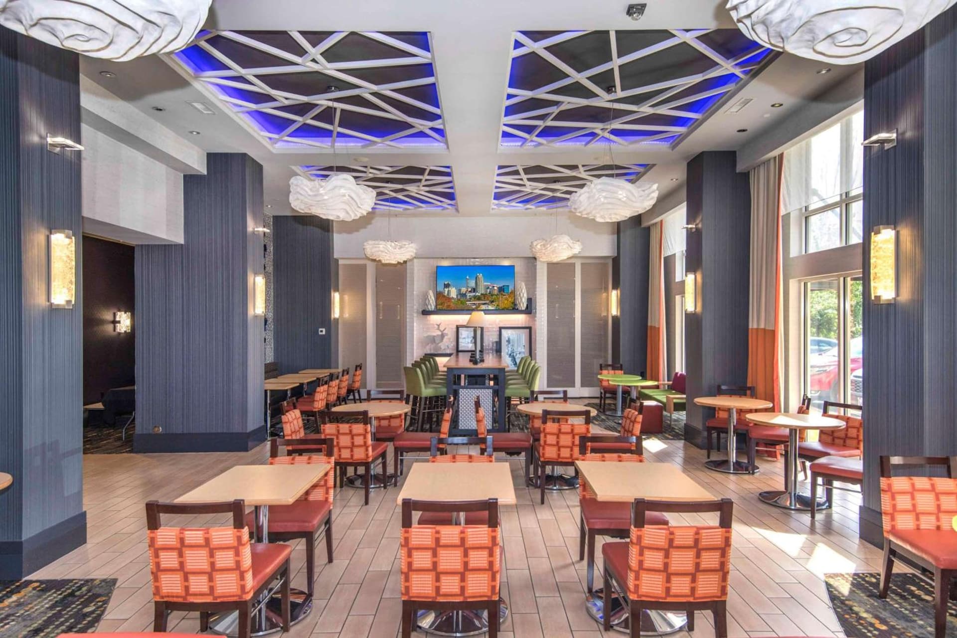 Hampton Inn & Suites Raleigh-Durham Airport-Brier Creek gallery photo in Raleigh, NC — image 19