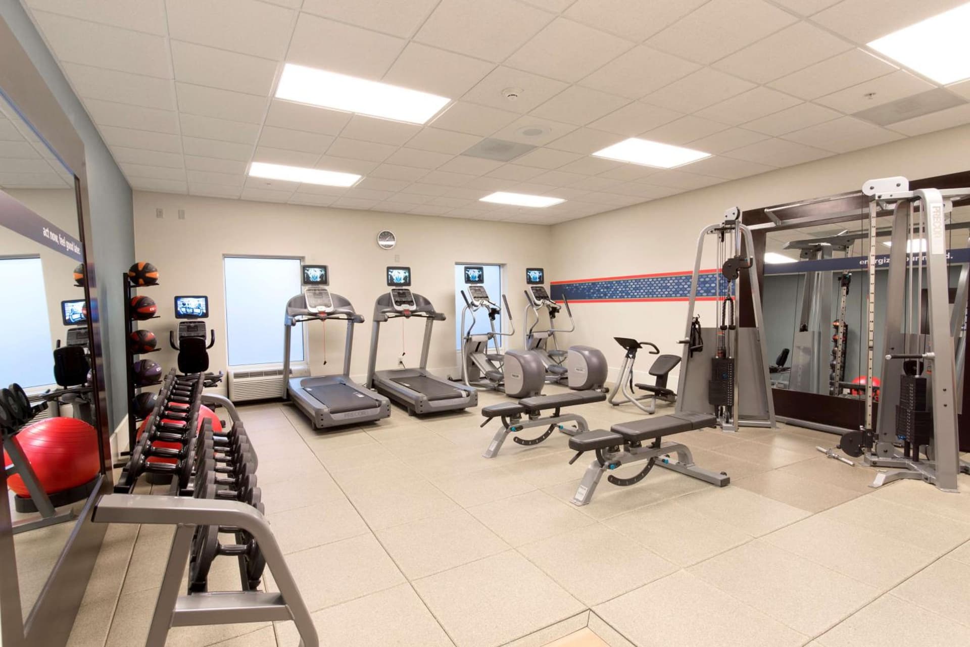 Hampton Inn & Suites Raleigh-Durham Airport-Brier Creek gallery photo in Raleigh, NC — image 41
