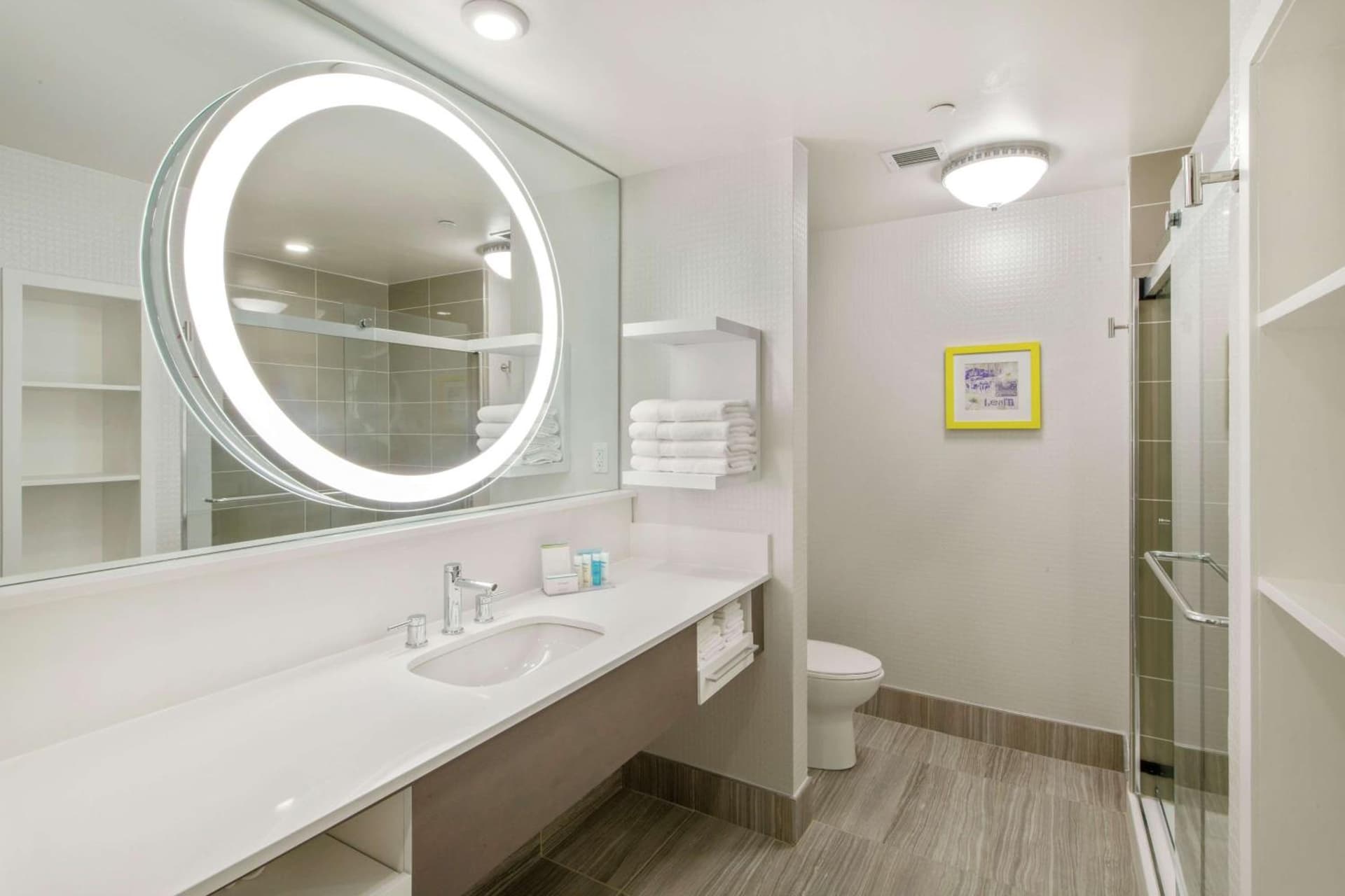 Hampton Inn & Suites Raleigh-Durham Airport-Brier Creek gallery photo in Raleigh, NC — image 16