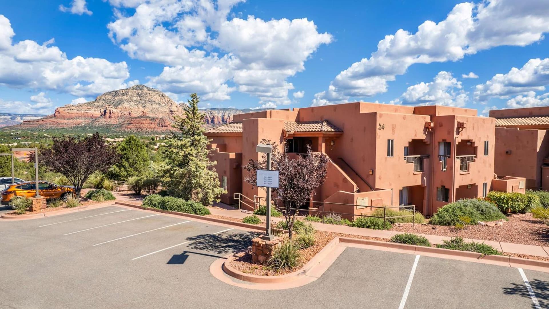Hilton Vacation Club Sedona Summit property views in Sedona, AZ — gallery photo 3