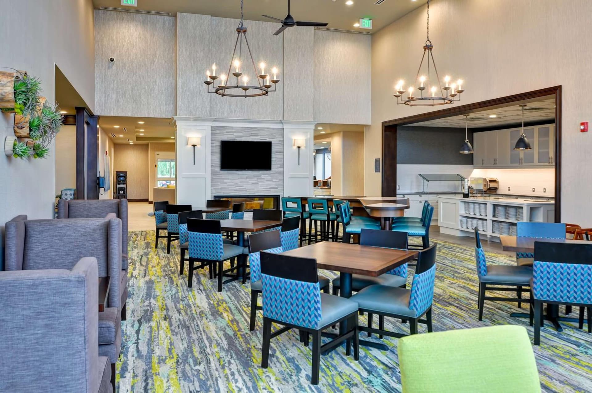Homewood Suites By Hilton Schenectady interior in Schenectady, NY — gallery photo 2