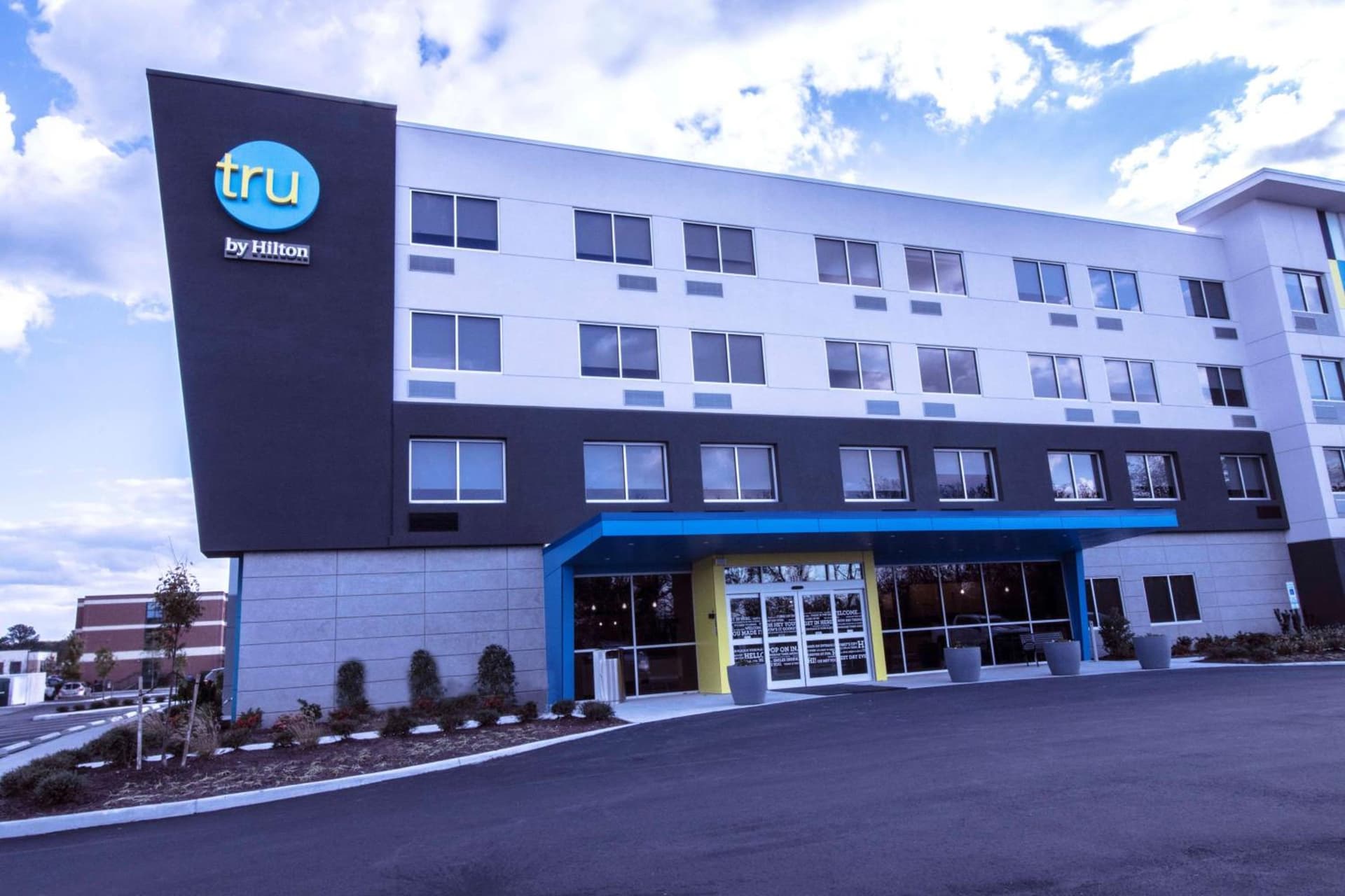 Tru By Hilton Norfolk Airport, Va featured exterior or lobby in Virginia Beach, VA — similar hotel
