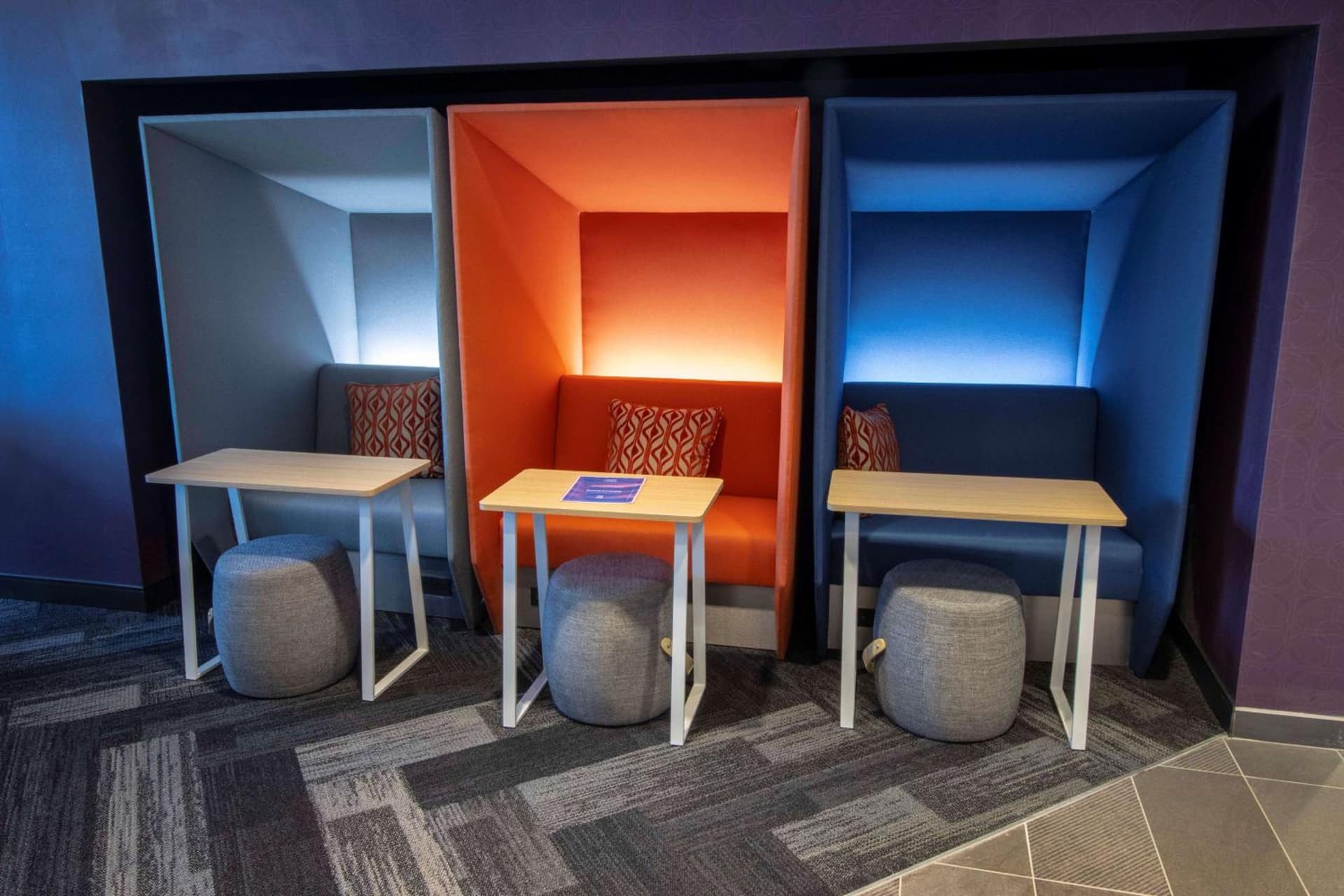 Tru By Hilton Norfolk Airport, Va interior in Virginia Beach, VA — gallery photo 2
