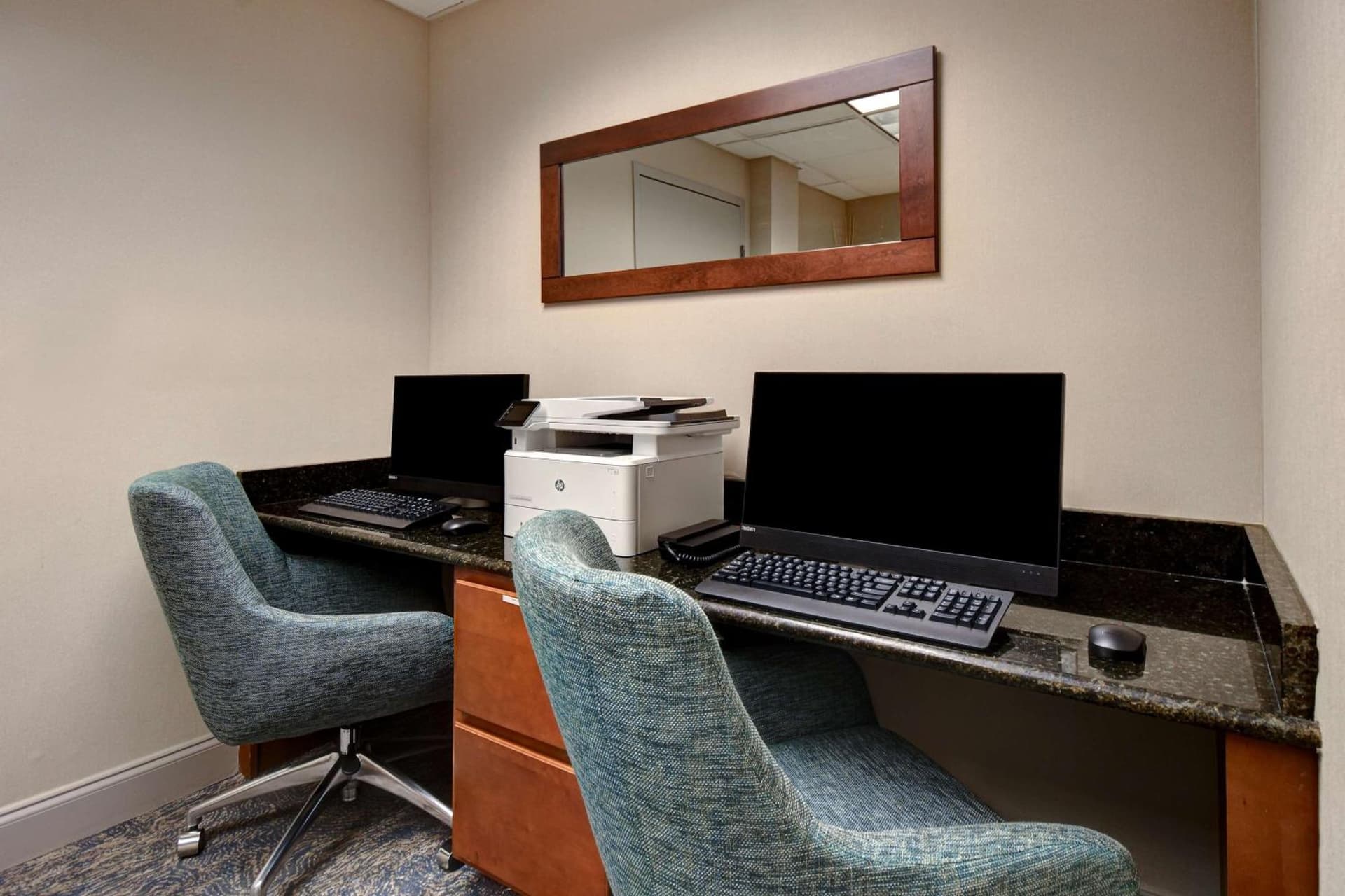 Hilton Garden Inn Fort Myers gallery photo in Fort Myers, FL — image 22