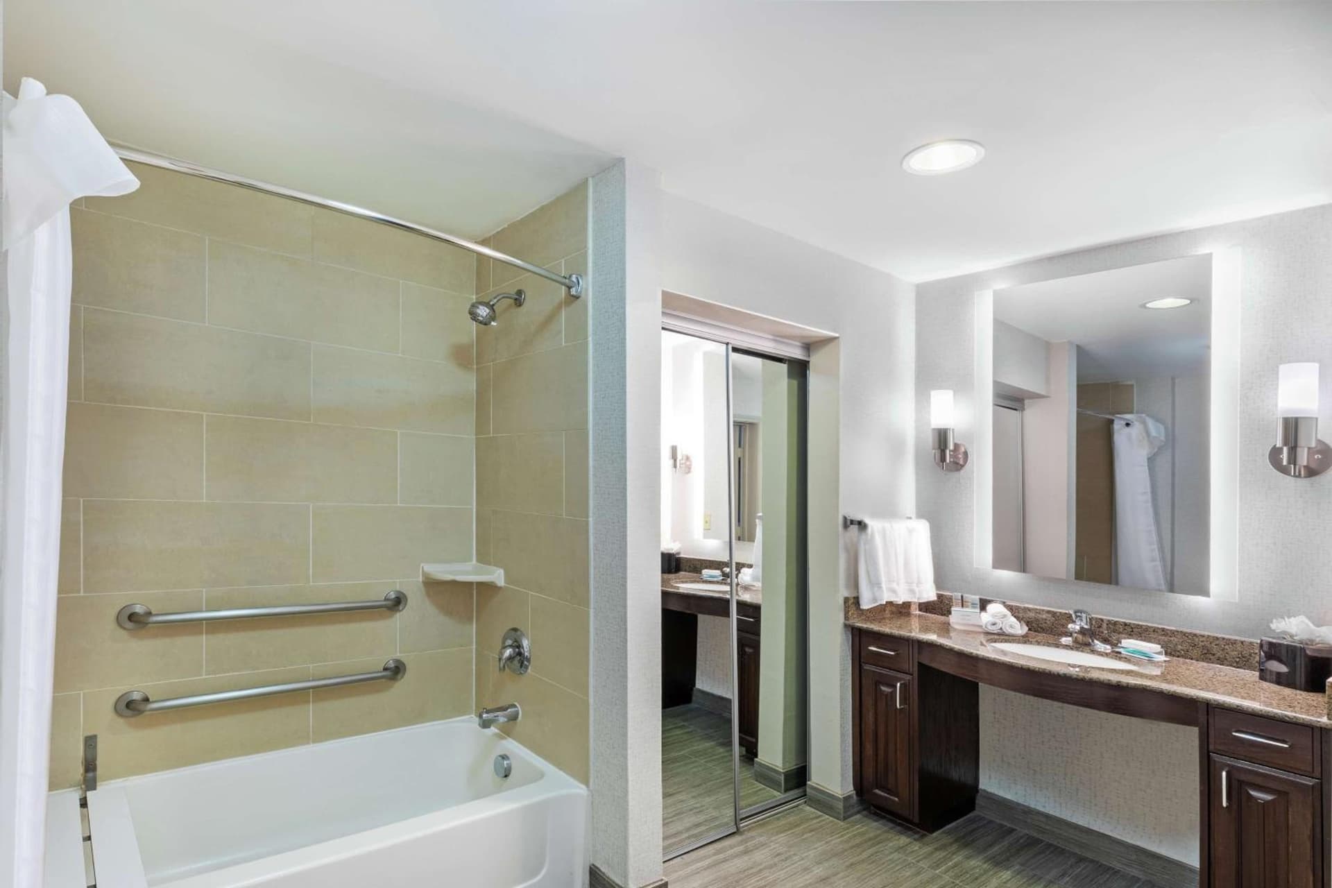 Homewood Suites by Hilton Waco gallery photo in Waco, TX — image 27