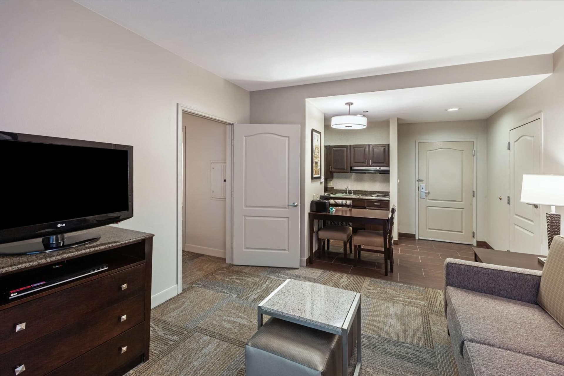Homewood Suites by Hilton Waco gallery photo in Waco, TX — image 37