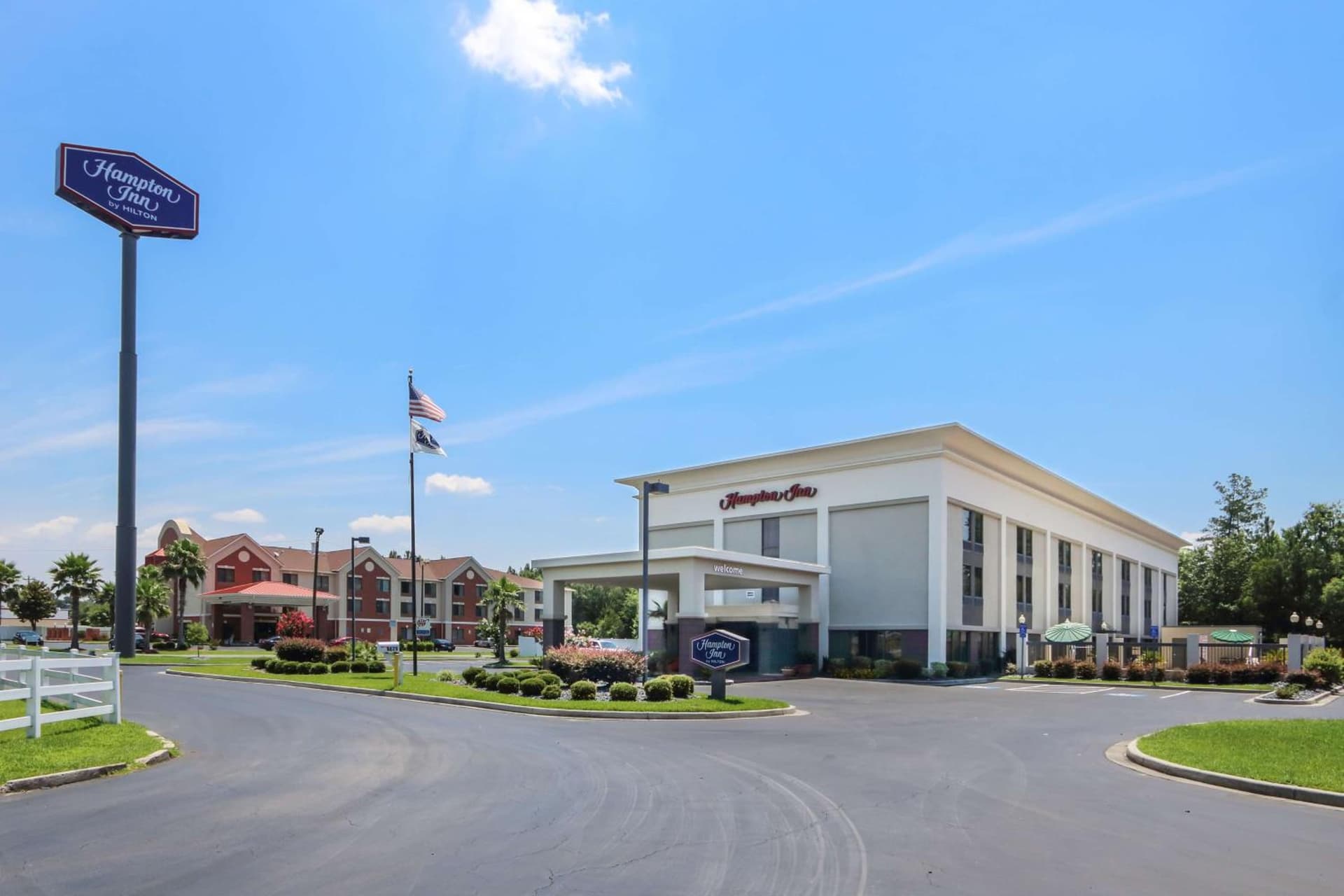 Hampton Inn Savannah-I-95/Richmond Hill interior in Richmond Hill, GA — gallery photo 2