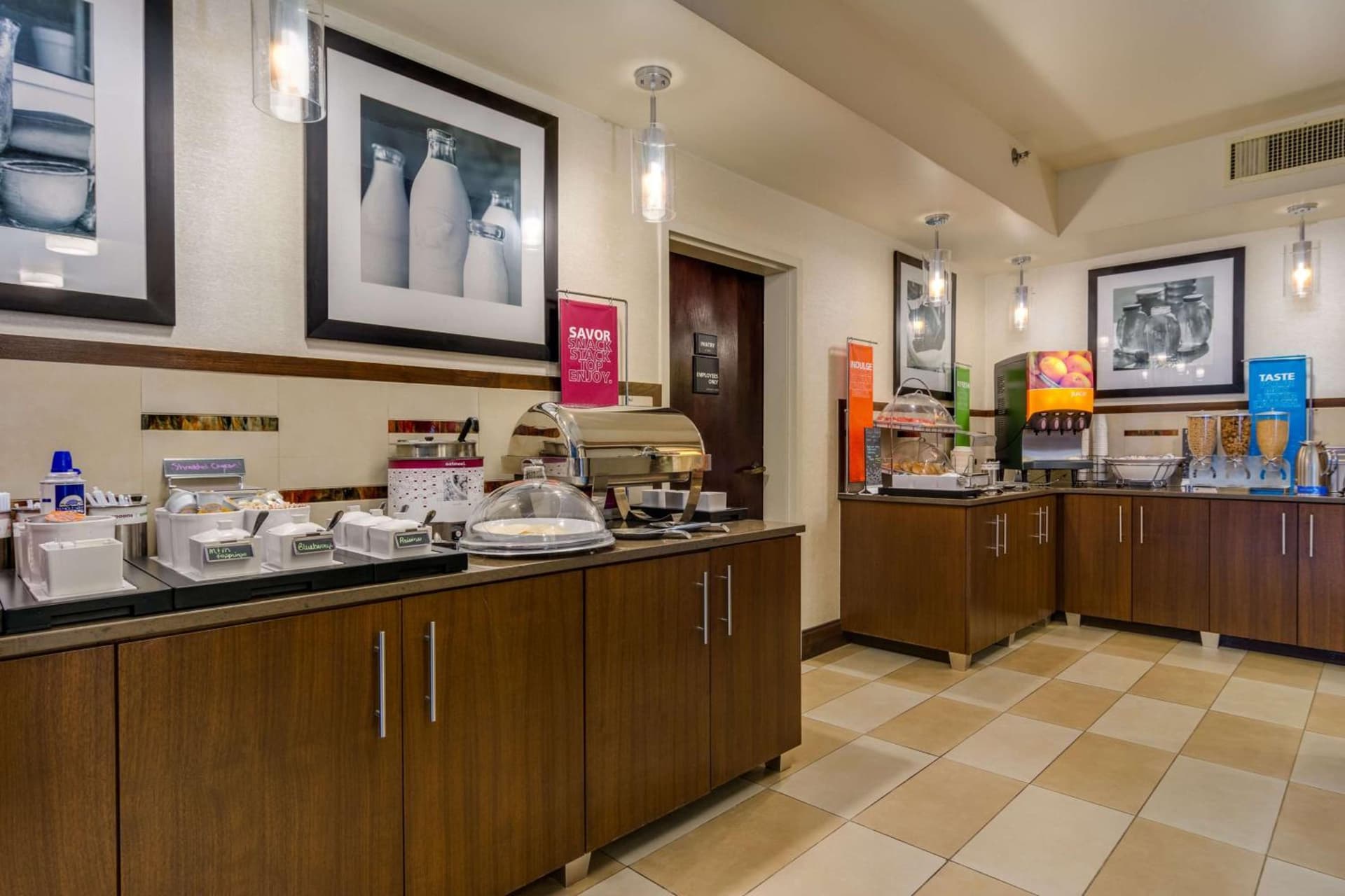 Hampton Inn Johnson City gallery photo in Johnson City, TN — image 7