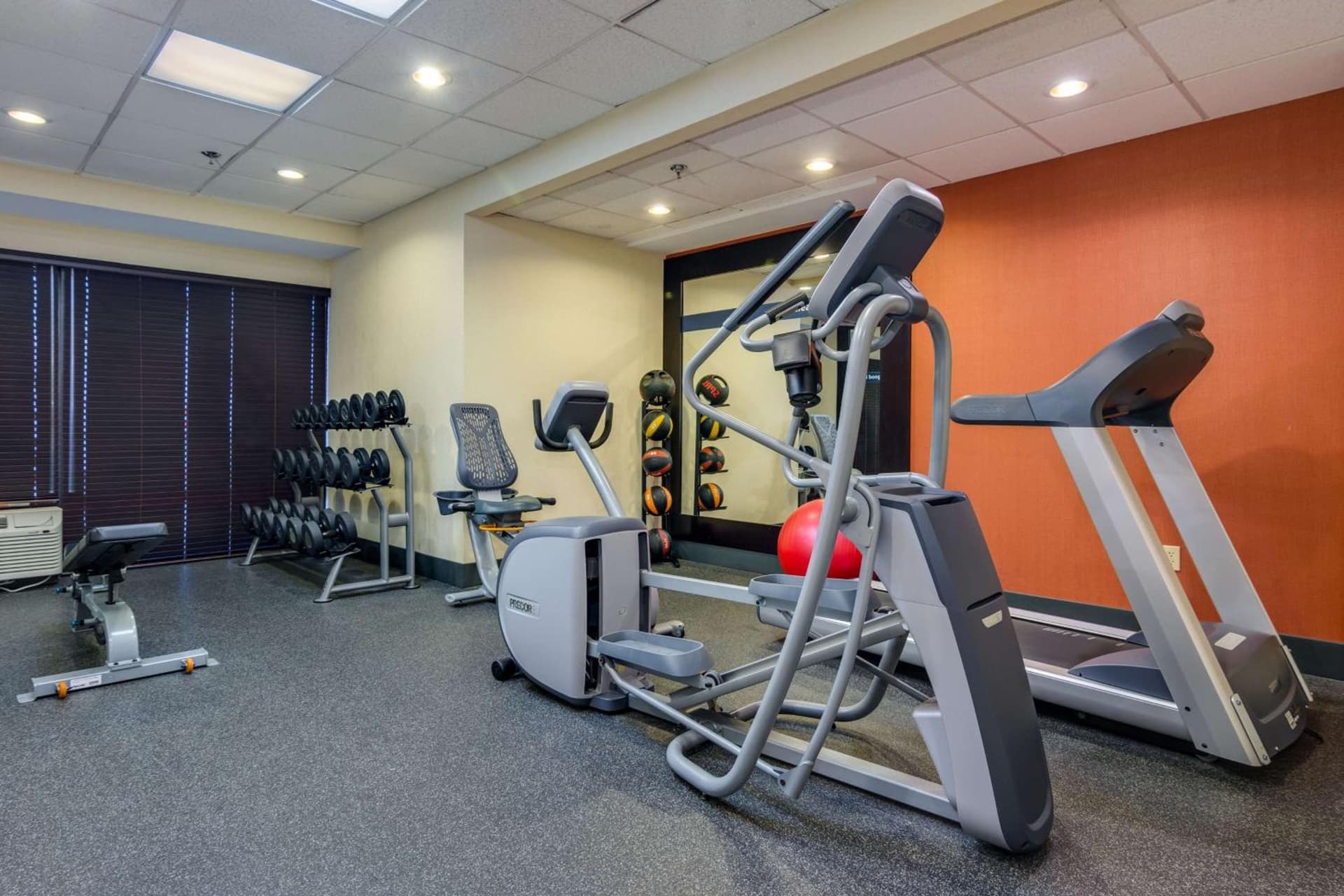 Hampton Inn Johnson City gallery photo in Johnson City, TN — image 5
