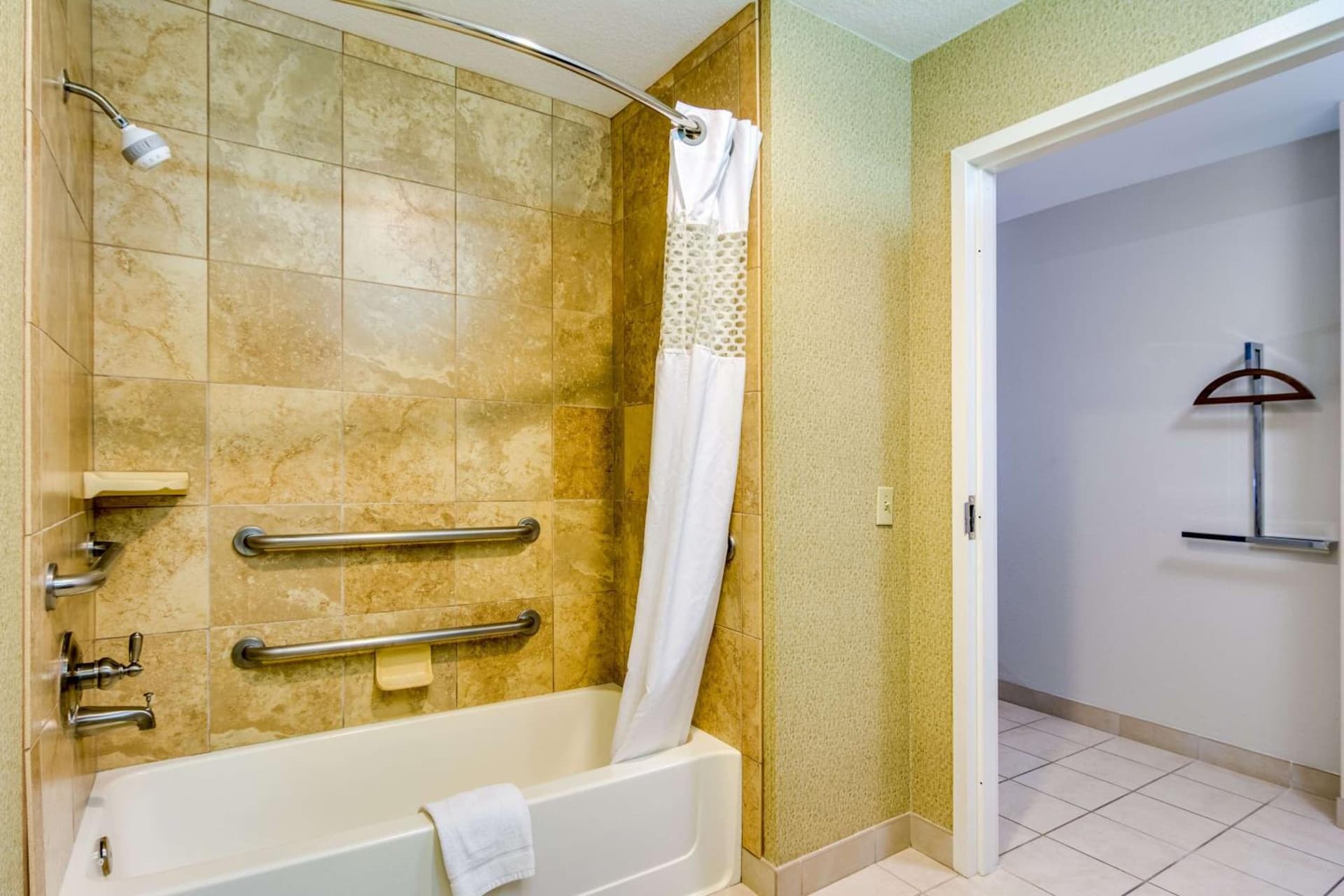 Hampton Inn Johnson City gallery photo in Johnson City, TN — image 23
