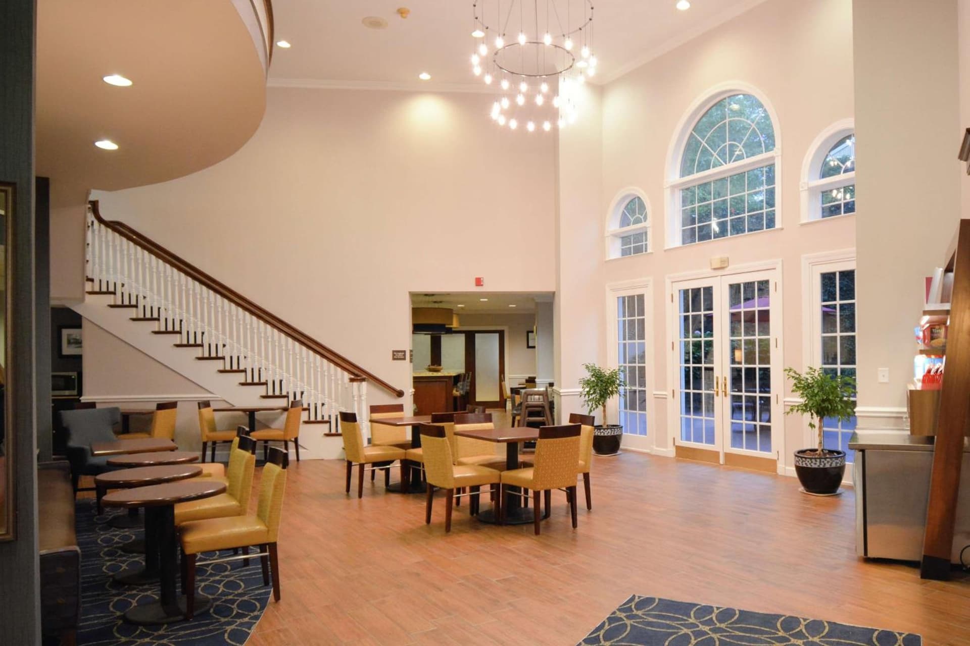 Hampton Inn Salem East - Electric Road gallery photo in Salem, VA — image 29