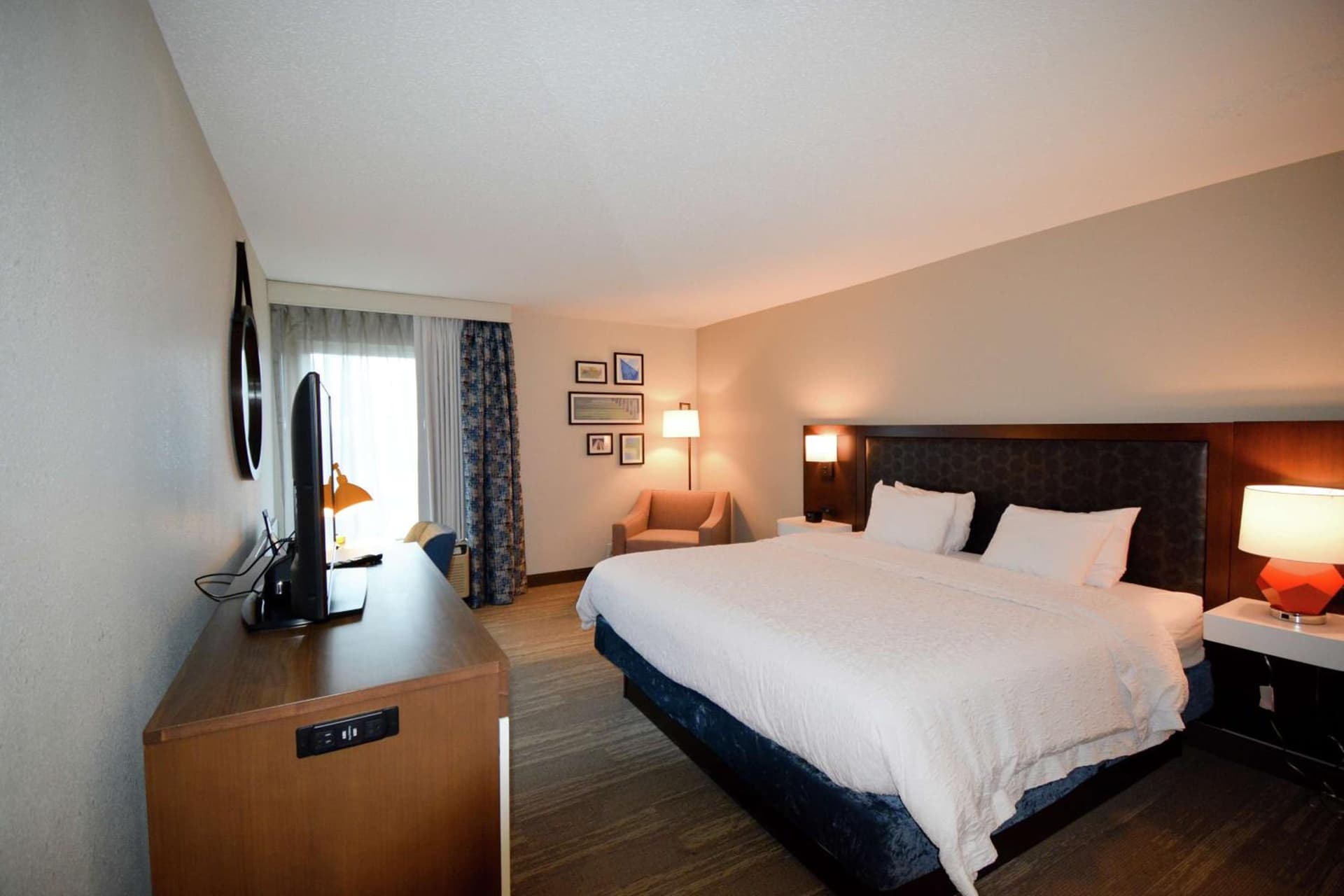 Hampton Inn Salem East - Electric Road gallery photo in Salem, VA — image 34