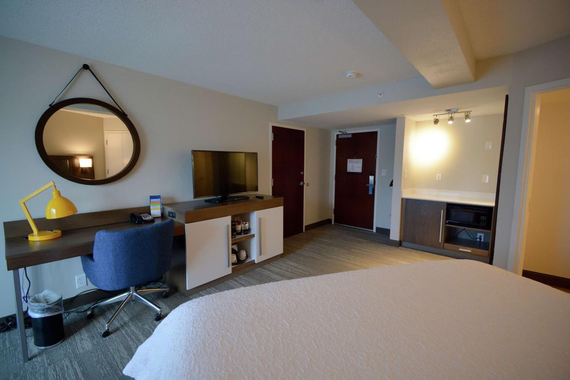 Hampton Inn Salem East - Electric Road gallery photo in Salem, VA — image 35