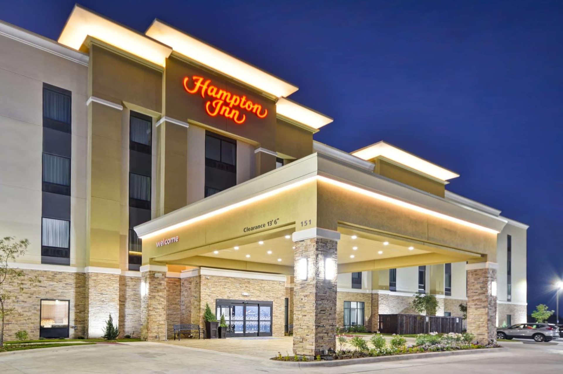 Hampton Inn Kyle interior in Kyle, TX — gallery photo 2