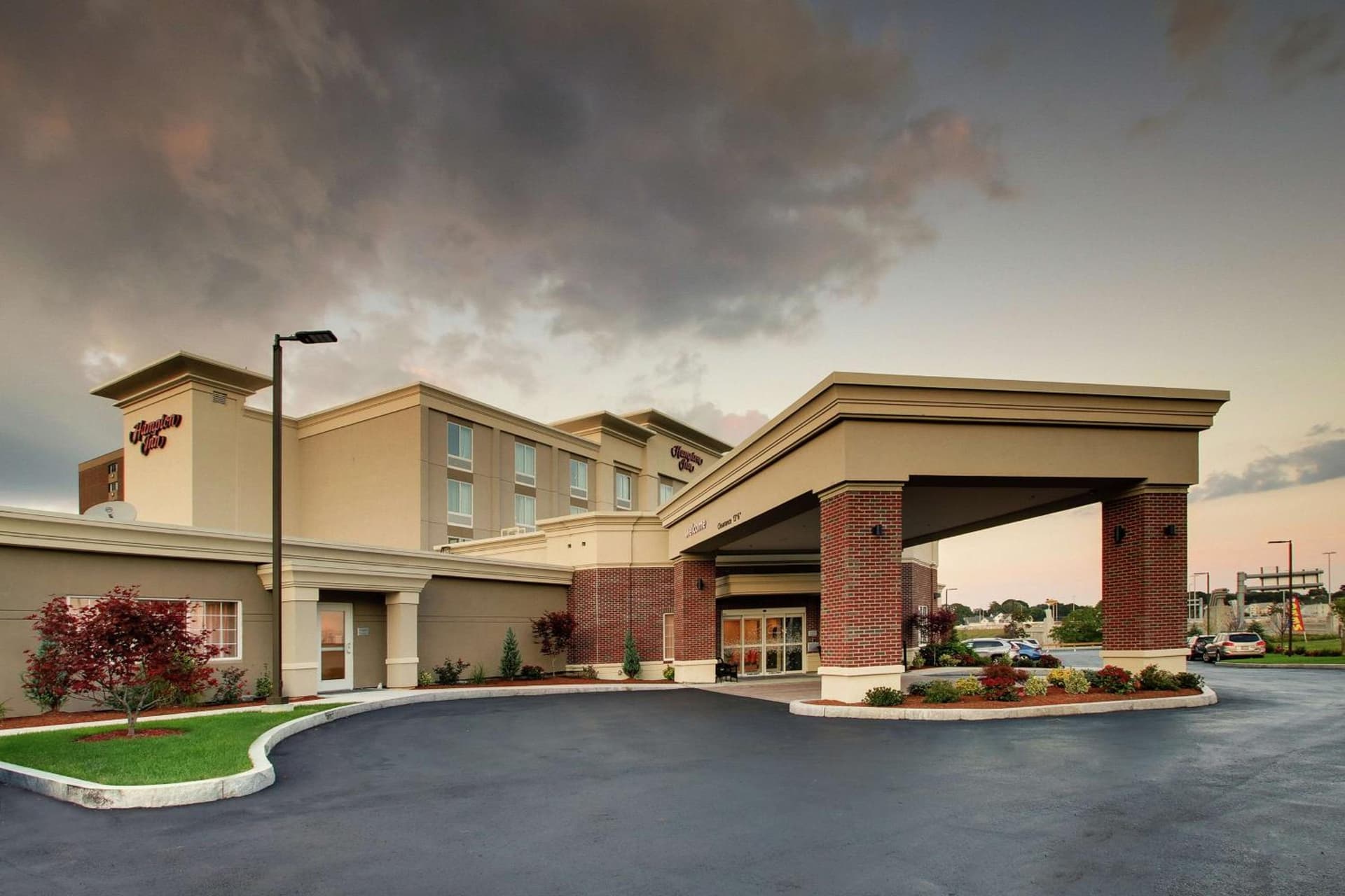 Hampton Inn-Pawtucket, RI interior in Pawtucket, RI — gallery photo 2