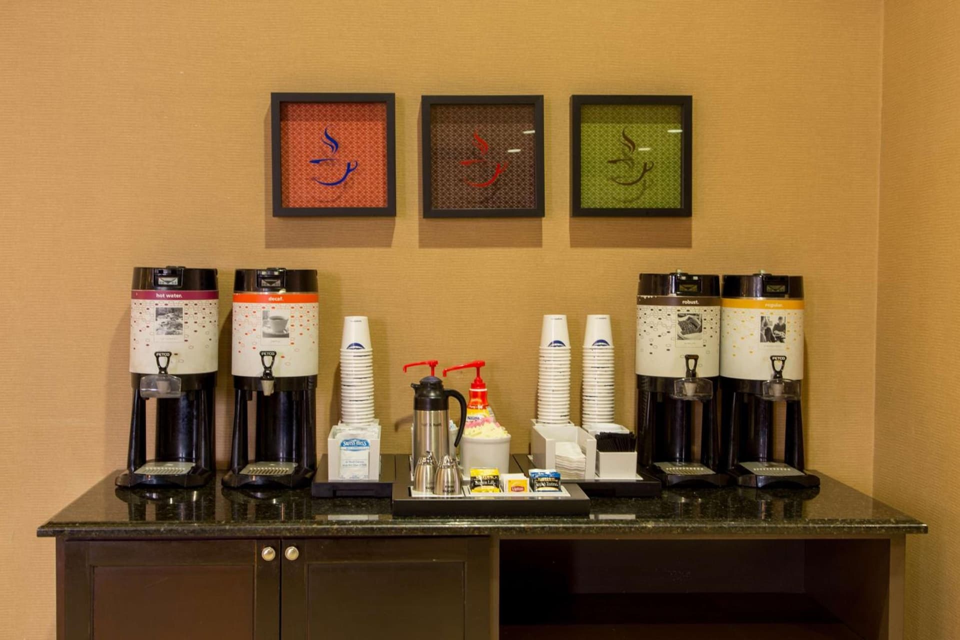 Hampton Inn & Suites Albany-Downtown gallery photo in Albany, NY — image 35
