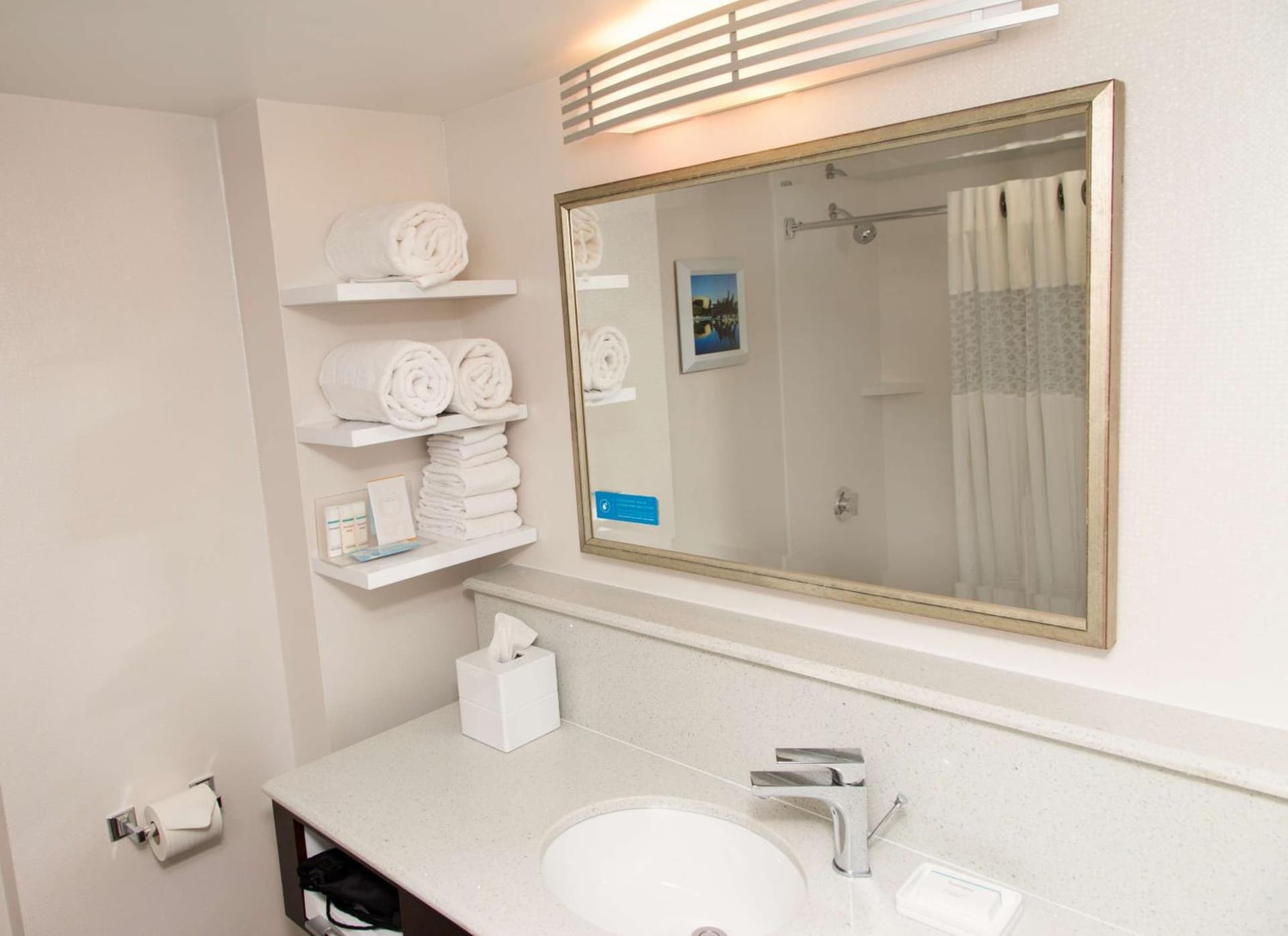 Hampton Inn & Suites Albany-Downtown gallery photo in Albany, NY — image 27
