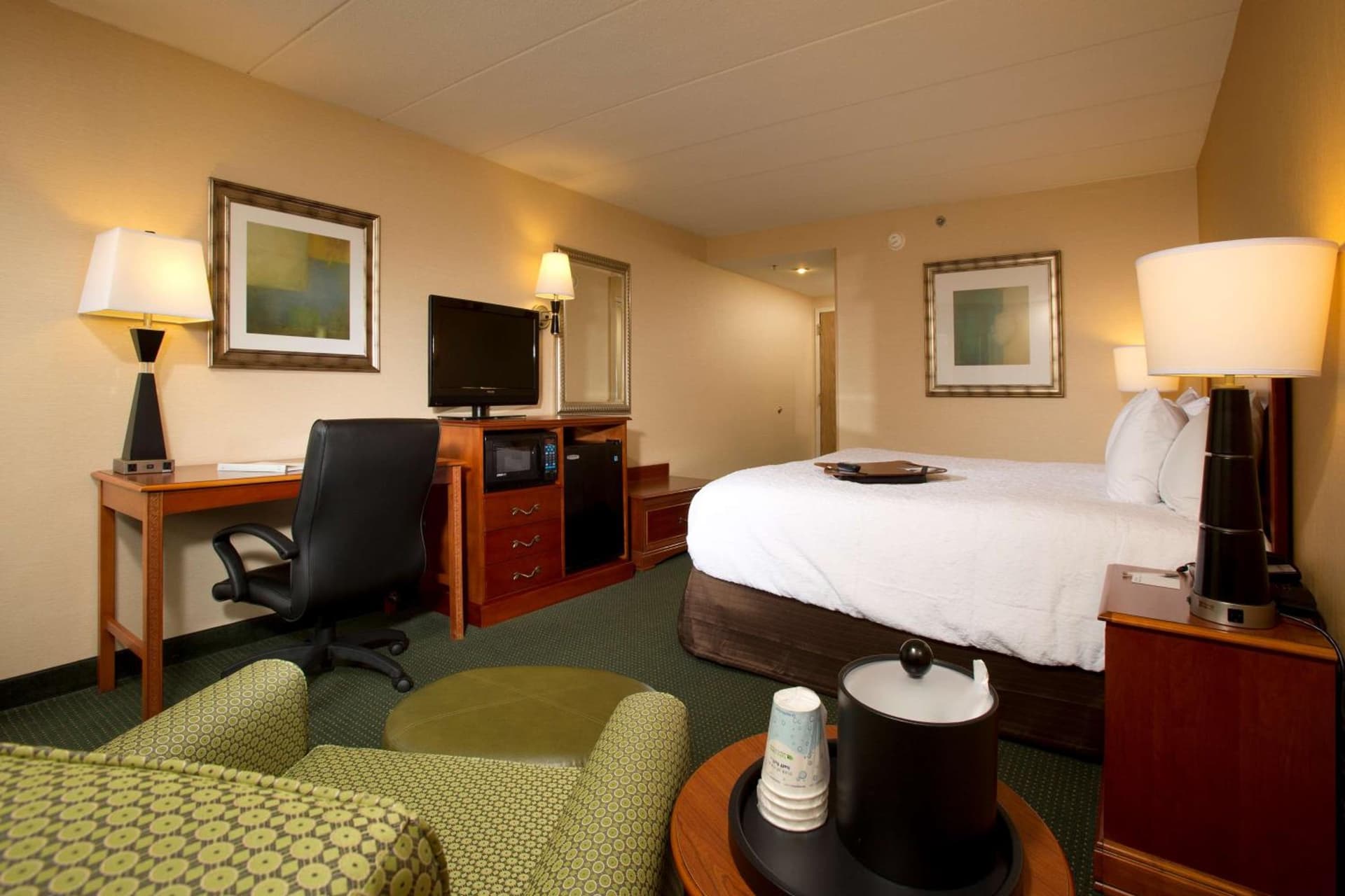 Hampton Inn Alexandria gallery photo in Alexandria, VA — image 24