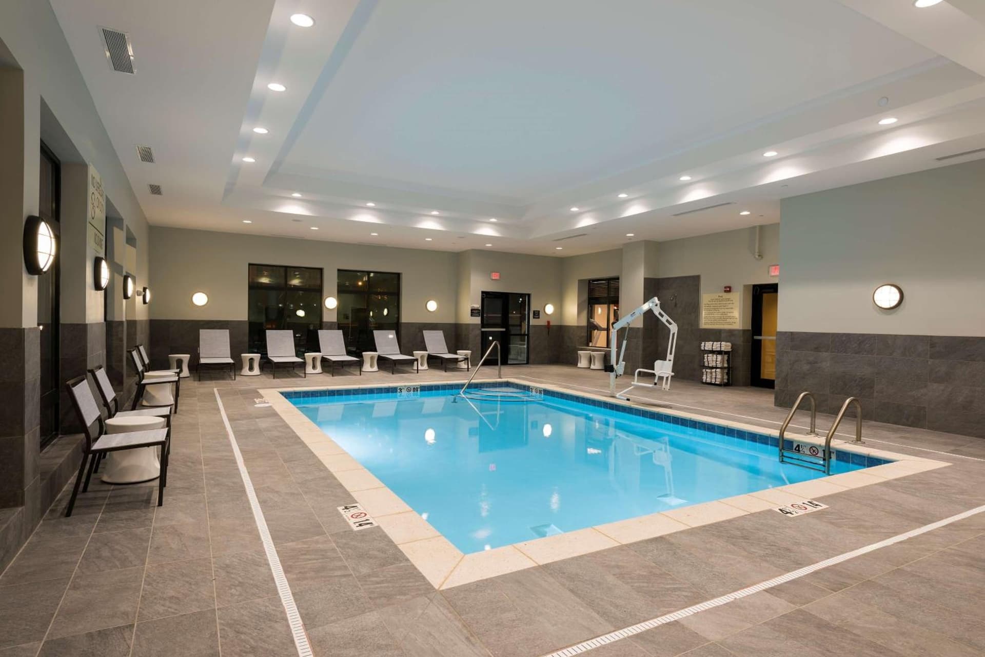Hampton Inn & Suites West Lafayette, In interior in West Lafayette, IN — gallery photo 2