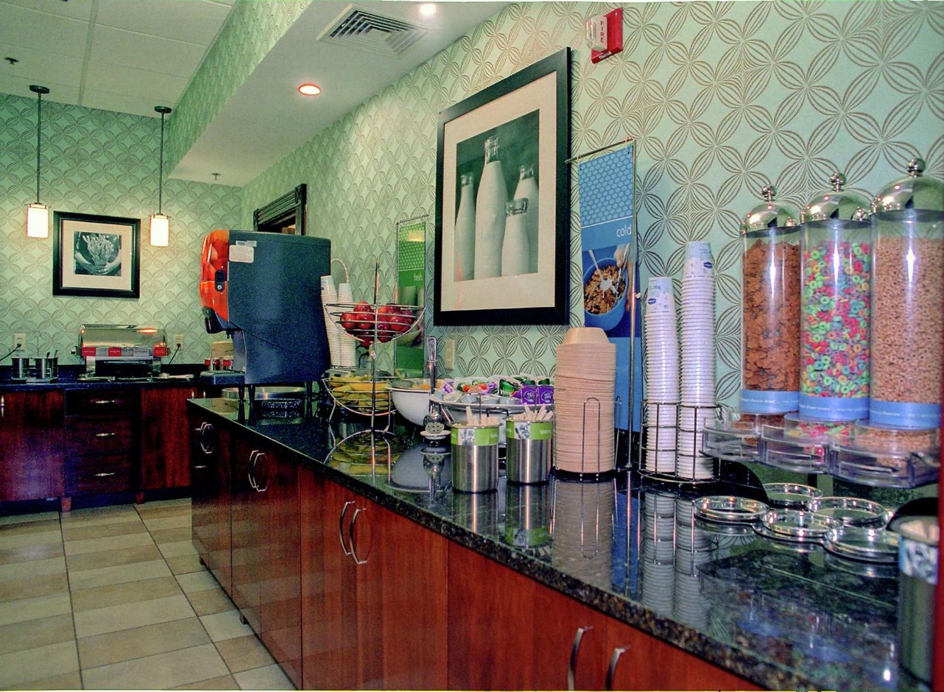 Hampton Inn Birch Run gallery photo in Birch Run, MI — image 14