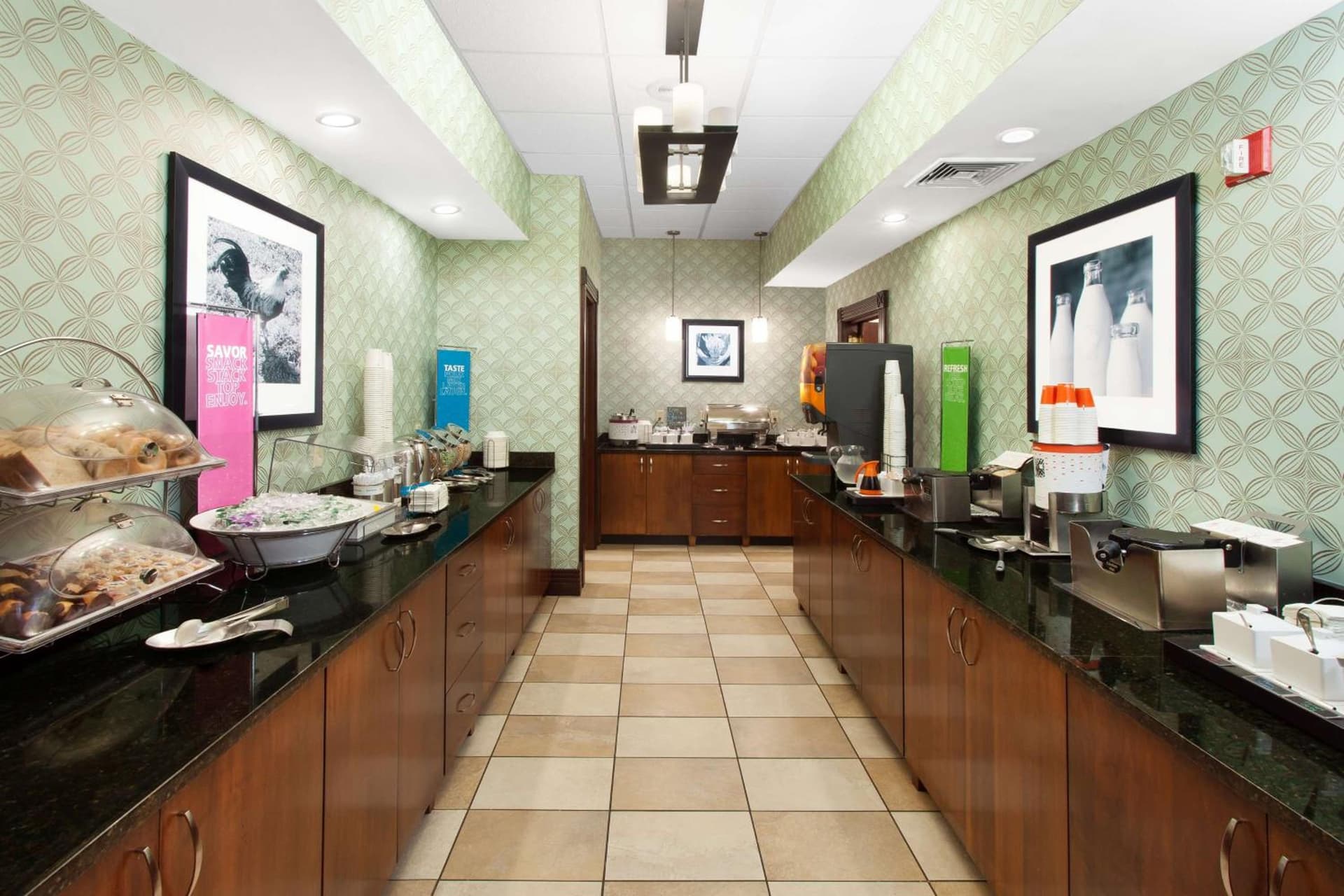 Hampton Inn Birch Run gallery photo in Birch Run, MI — image 9