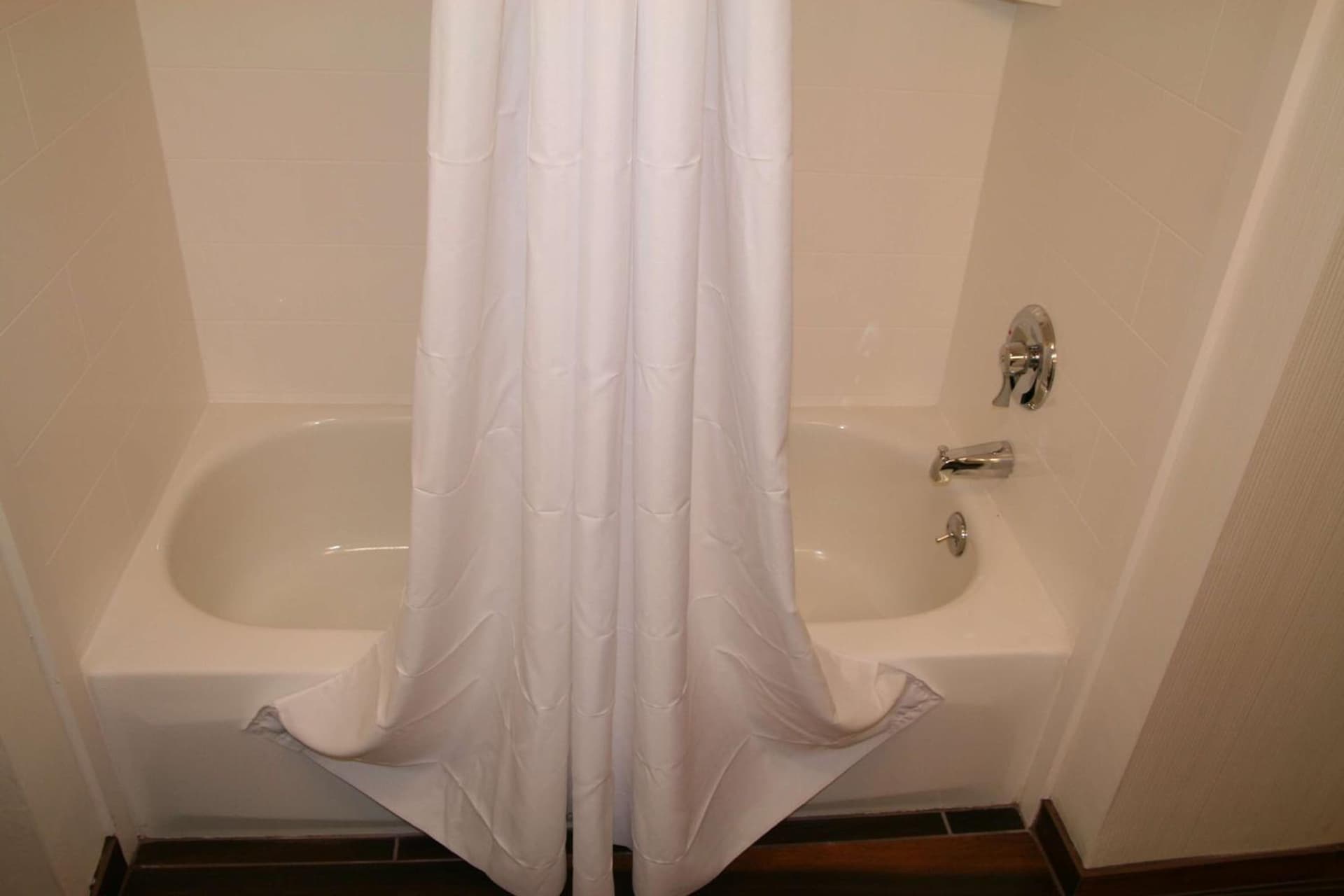Hampton Inn Birch Run gallery photo in Birch Run, MI — image 20