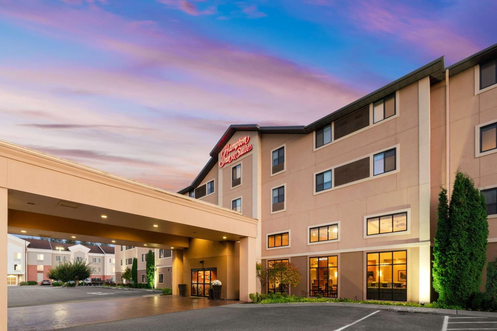 Hampton Inn & Suites Burlington property views in Burlington, WA — gallery photo 3