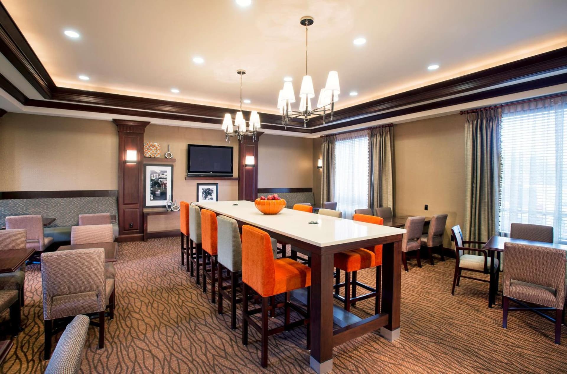Hampton Inn & Suites Washington-Dulles International Airport gallery photo in Sterling, VA — image 21