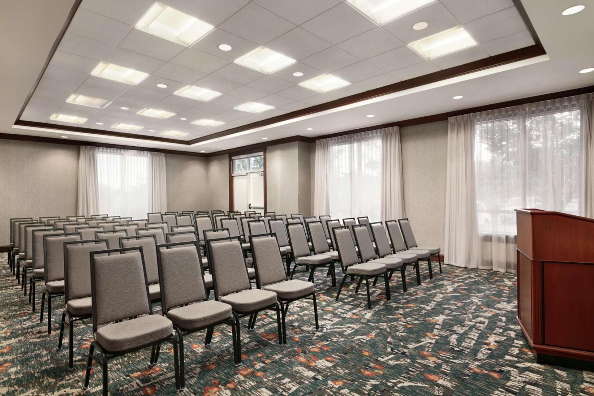 Hampton Inn & Suites Washington-Dulles International Airport gallery photo in Sterling, VA — image 8
