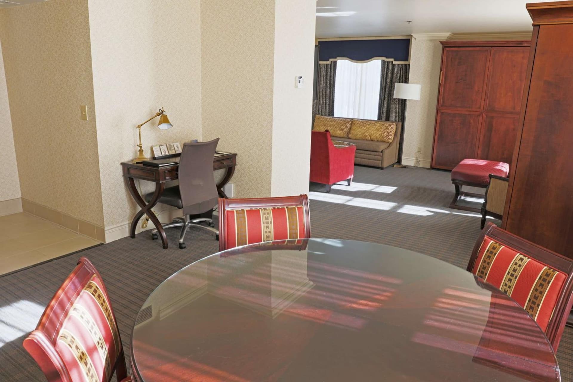 Hotel Roanoke & Conference Center, Curio Collection by Hilton gallery photo in Roanoke, VA — image 14