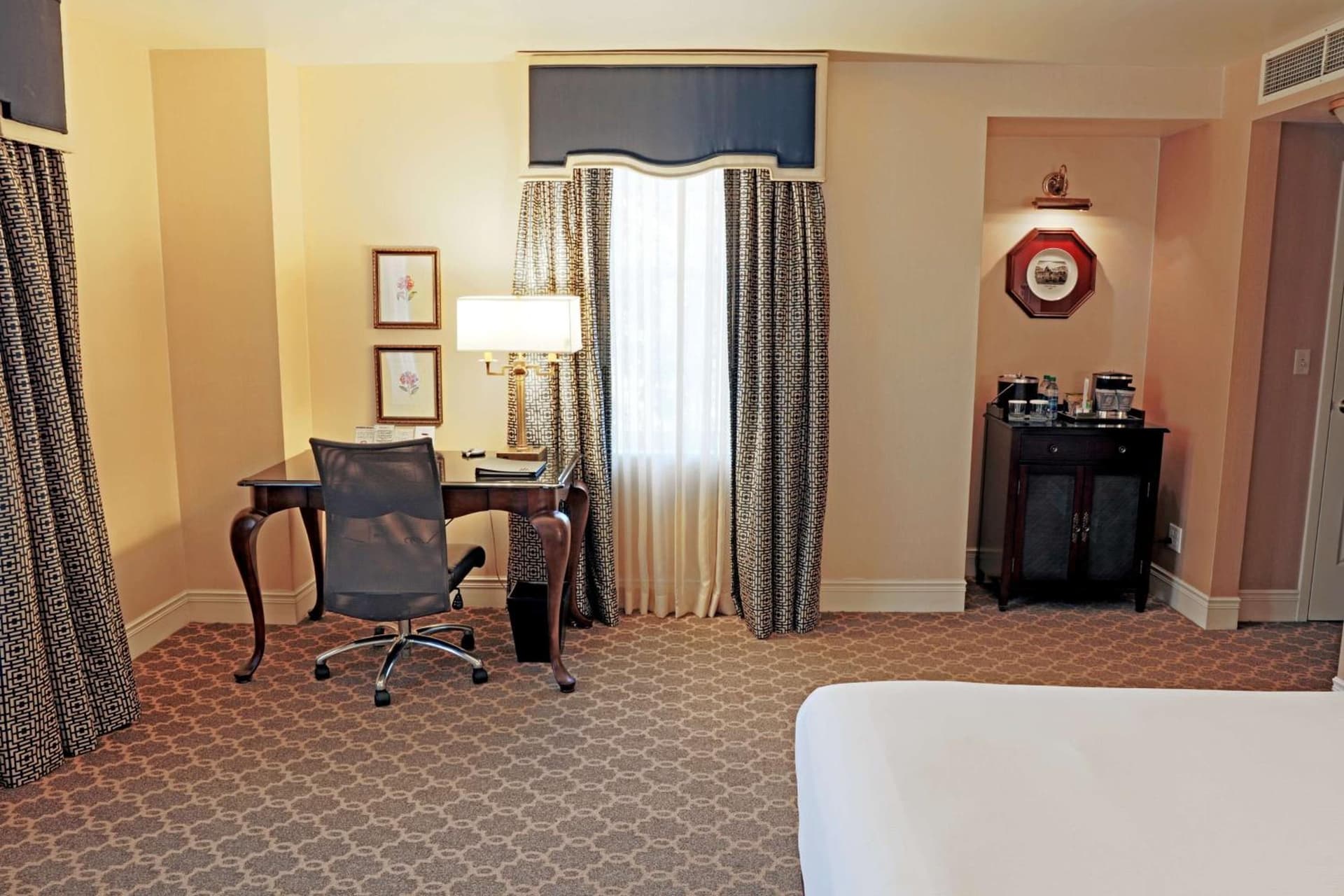 Hotel Roanoke & Conference Center, Curio Collection by Hilton gallery photo in Roanoke, VA — image 30