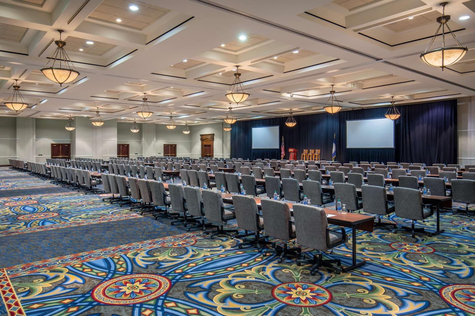 Hotel Roanoke & Conference Center, Curio Collection by Hilton gallery photo in Roanoke, VA — image 62
