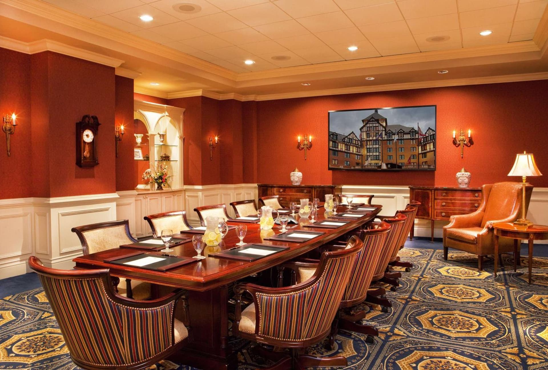 Hotel Roanoke & Conference Center, Curio Collection by Hilton gallery photo in Roanoke, VA — image 41