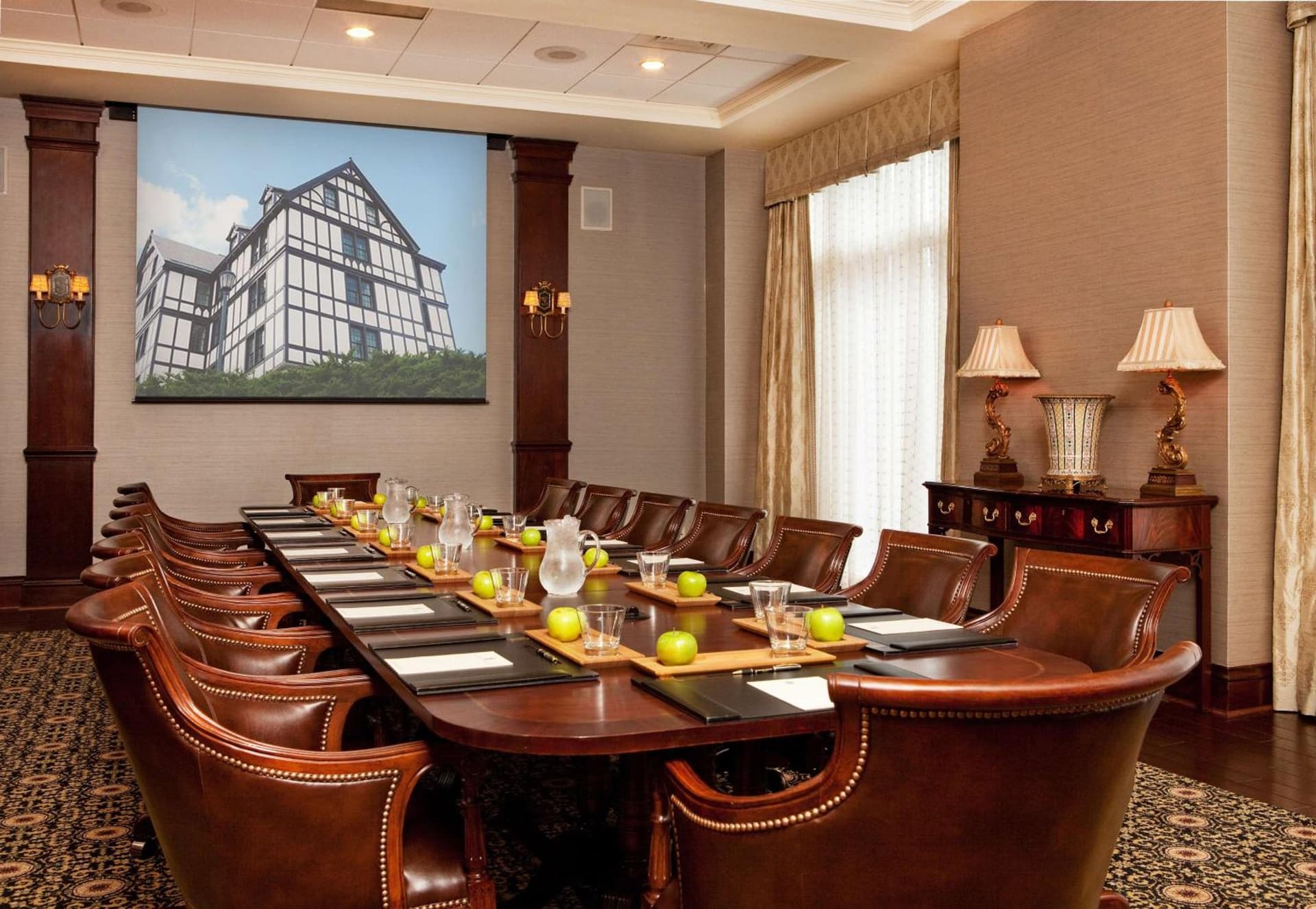 Hotel Roanoke & Conference Center, Curio Collection by Hilton gallery photo in Roanoke, VA — image 55