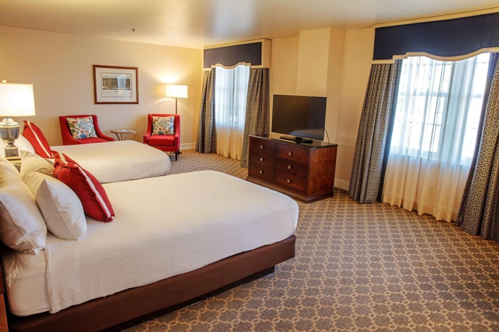 Hotel Roanoke & Conference Center, Curio Collection by Hilton gallery photo in Roanoke, VA — image 72