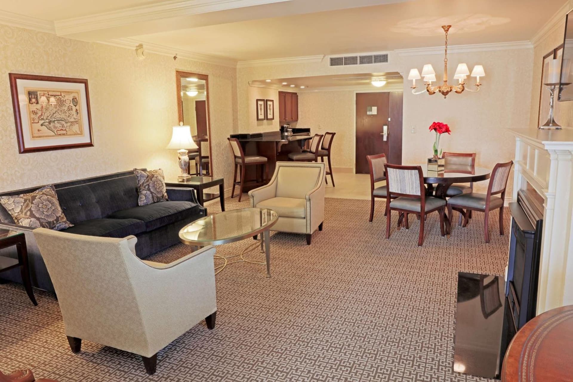 Hotel Roanoke & Conference Center, Curio Collection by Hilton gallery photo in Roanoke, VA — image 28